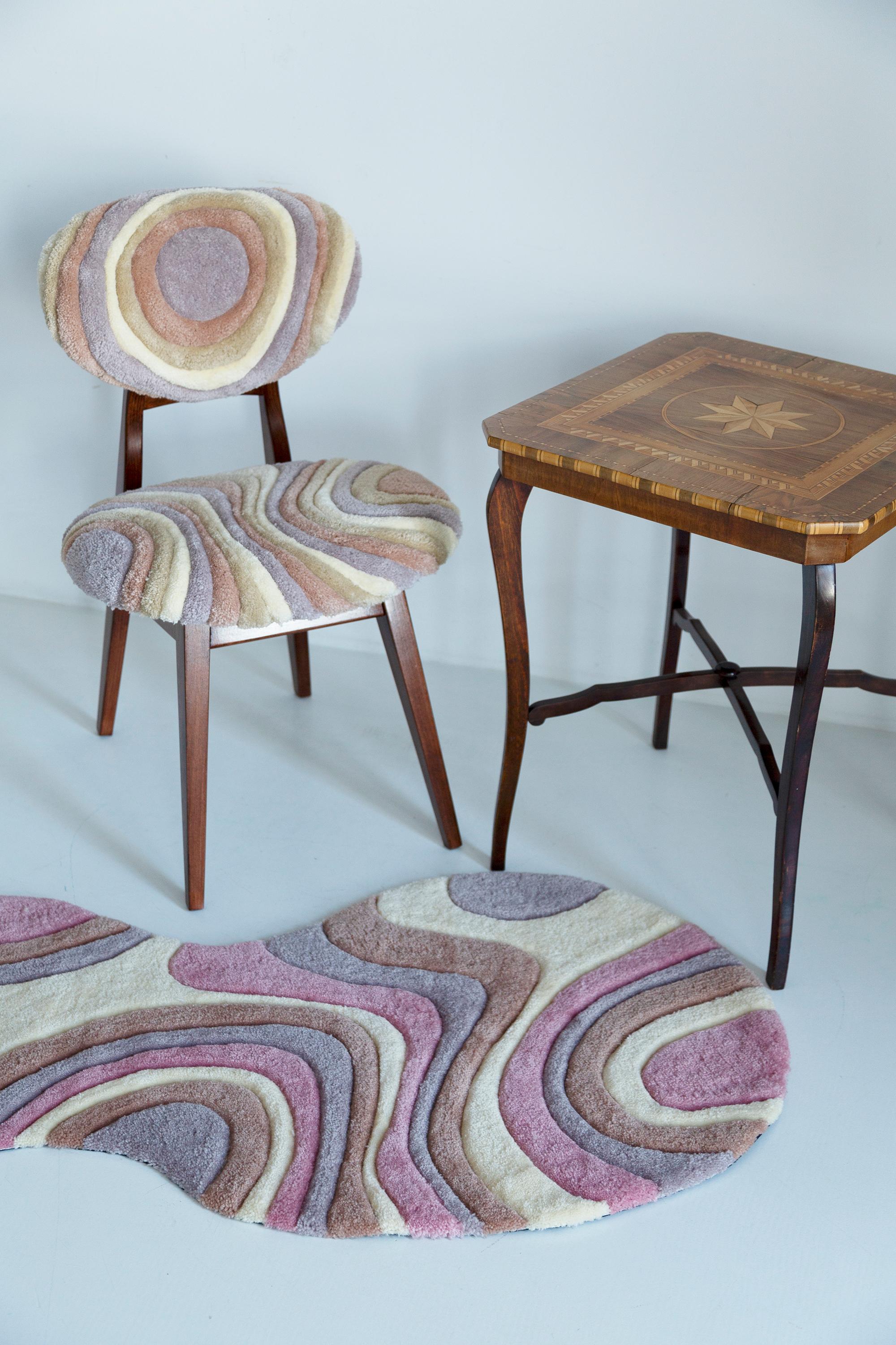 Ensemble de huit chaises champignons du milieu du siècle, en laine beige touffetée à la main, Europe, années 1960 en vente 10