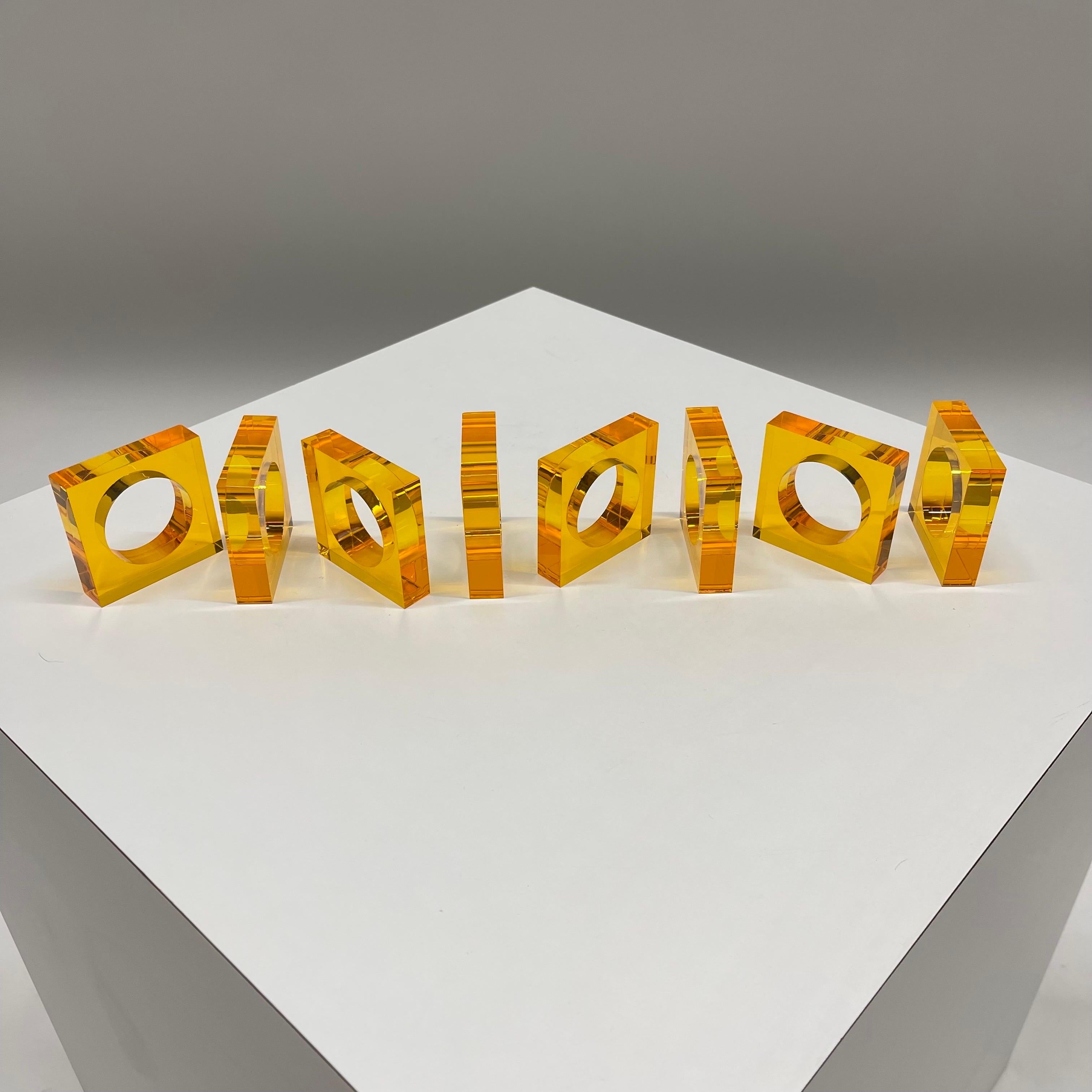 Mid-Century Modern Set of Eight Mid-Century Orange Lucite Napkin Rings or Holders, USA, circa 1960s For Sale