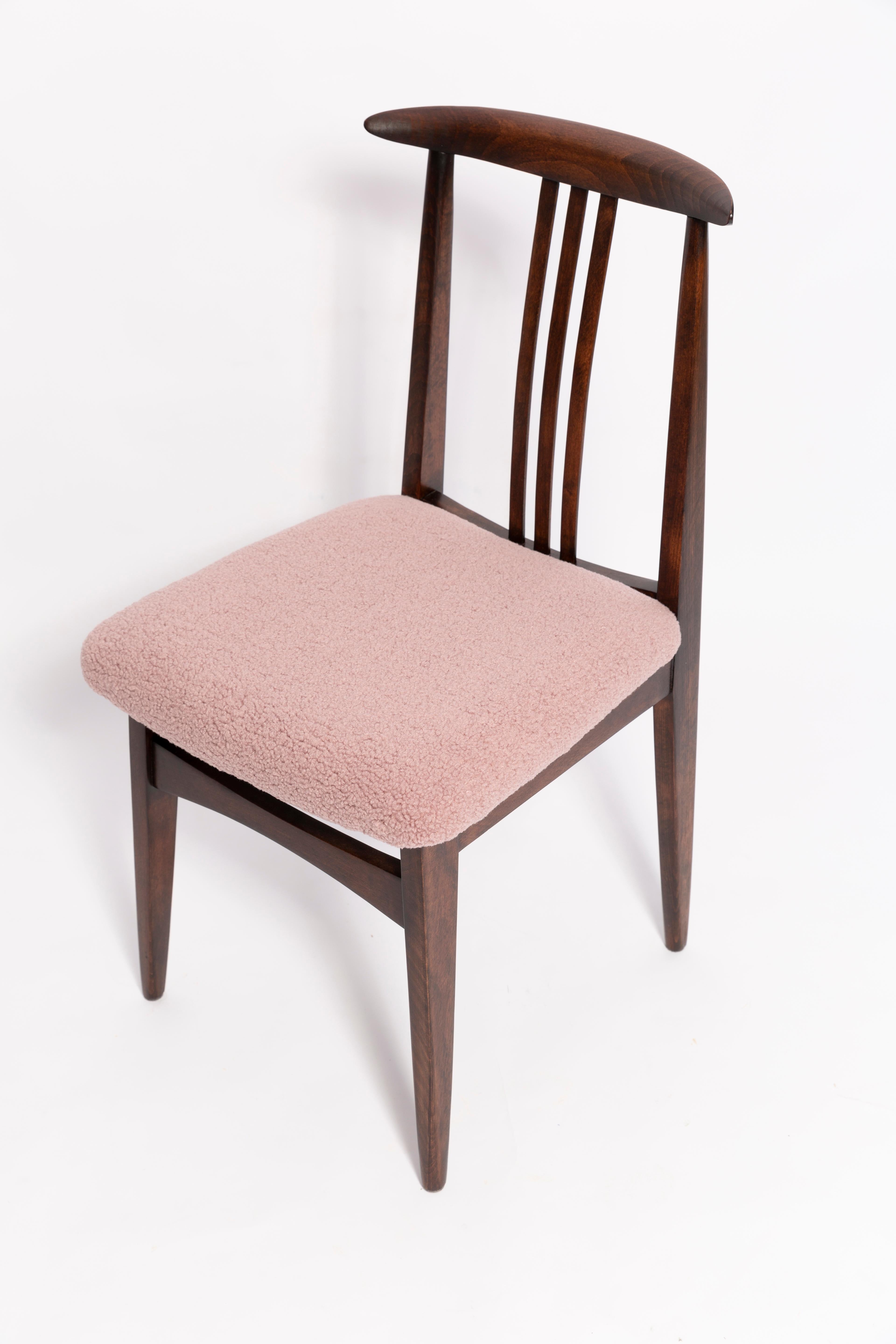 Ensemble de huit chaises rose poudré bouclé du milieu du siècle par M. Zielinski, Europe, années 1960 en vente 2
