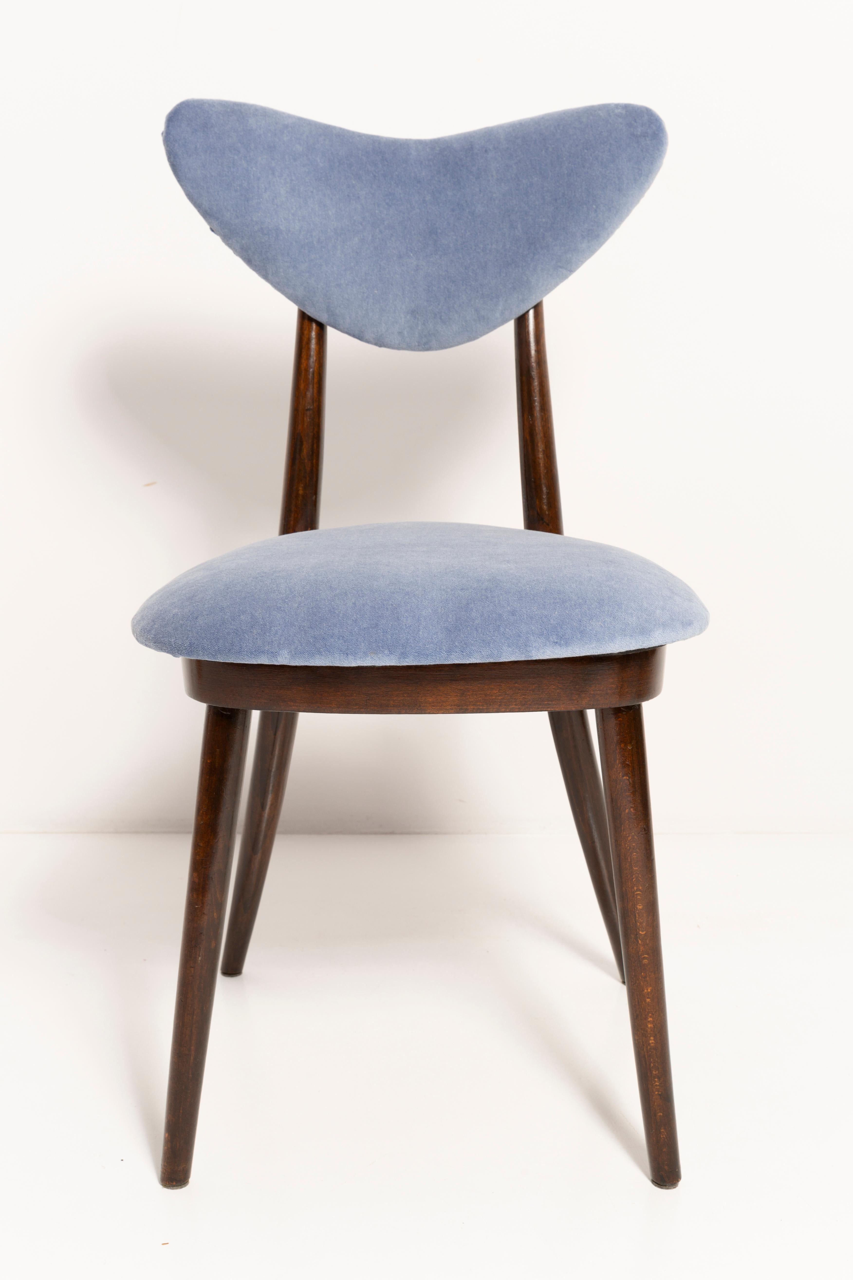 Hand-Crafted Set of Eight Mid-Century Violet Blue Cotton-Velvet Heart Chairs, Europe, 1960s For Sale