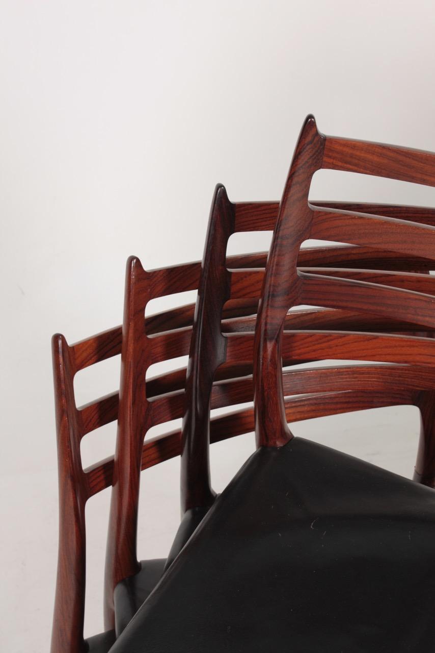 Set of Eight Midcentury Dining Chairs in Rosewood byMøller, Danish Design, 1960s 10