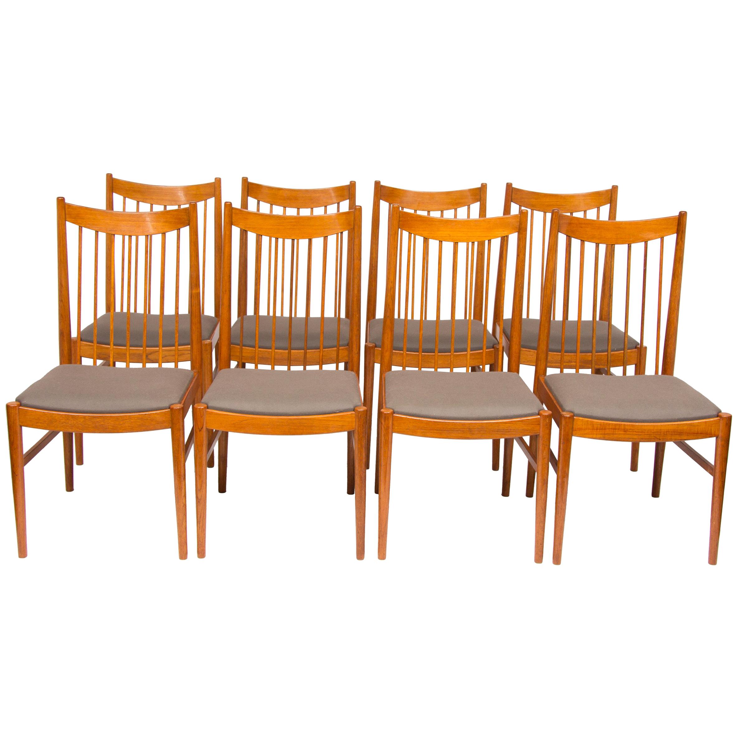 Set of Eight Midcentury Teak Dining Chairs by Arne Vodder for Sibast