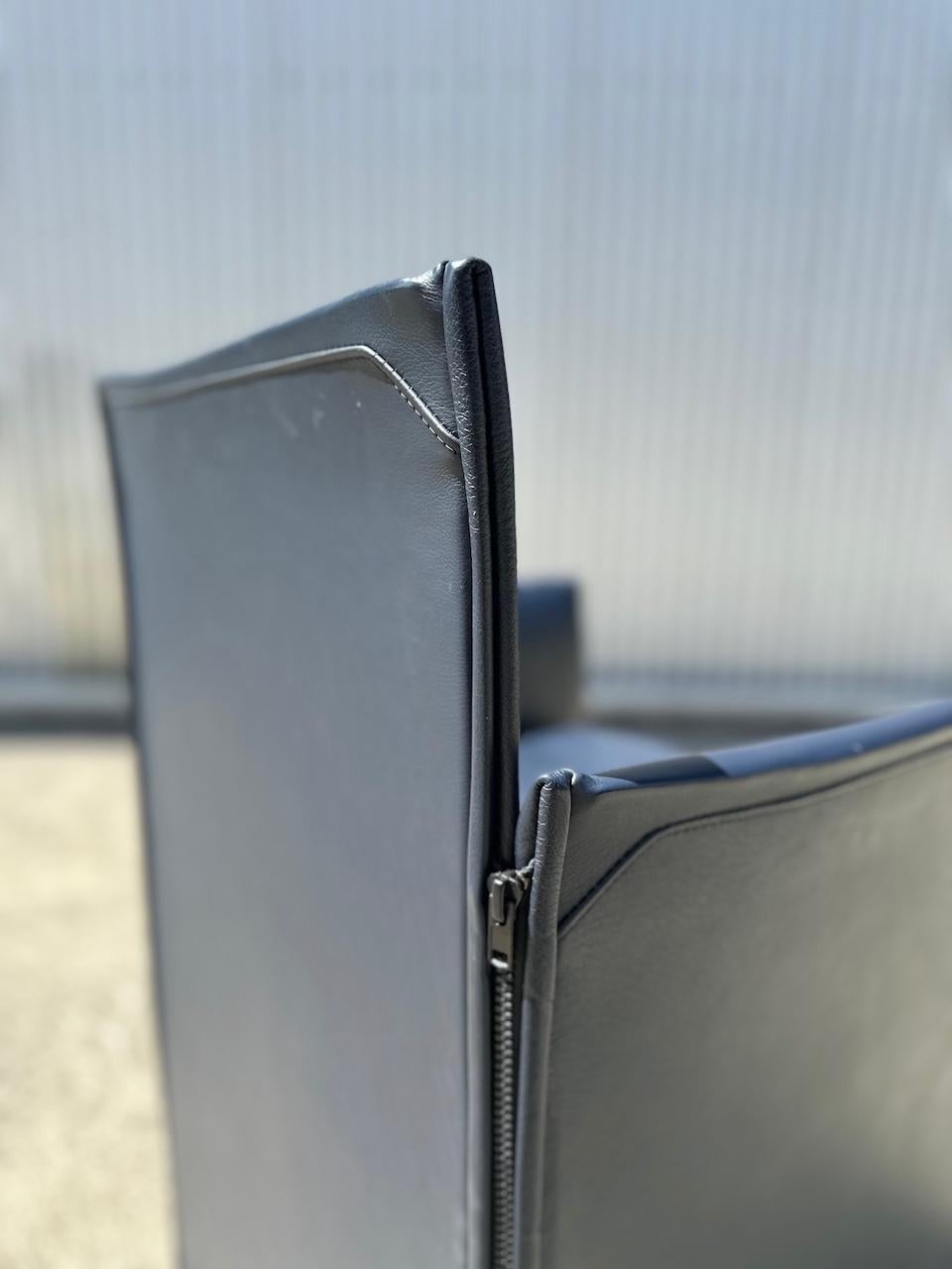 Set of Eight Midnight Blue Leather Break Chairs by Mario Bellini for Cassina For Sale 10