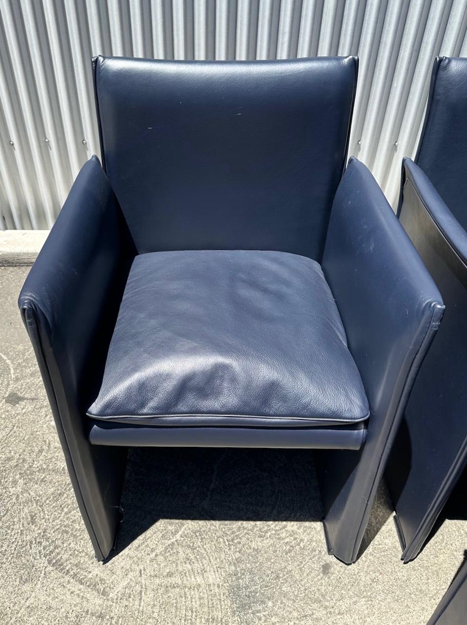 Contemporary Set of Eight Midnight Blue Leather Break Chairs by Mario Bellini for Cassina For Sale