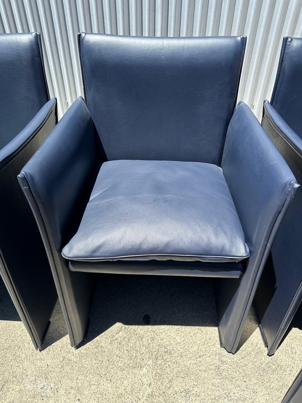 Set of Eight Midnight Blue Leather Break Chairs by Mario Bellini for Cassina For Sale 2