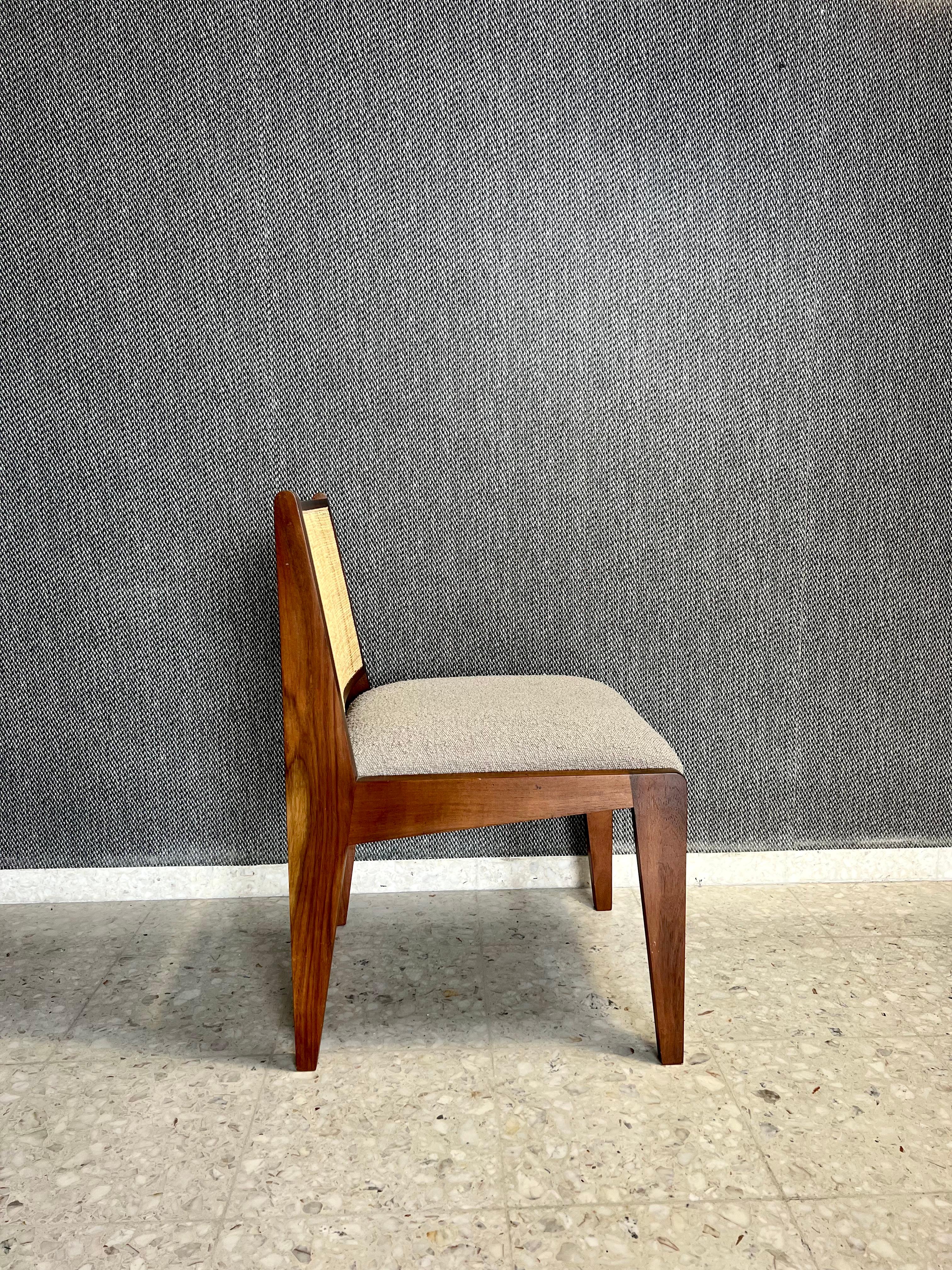 Ensemble de huit chaises de salle à manger The Moderns Cane Back Bon état - En vente à San Pedro Garza Garcia, Nuevo Leon