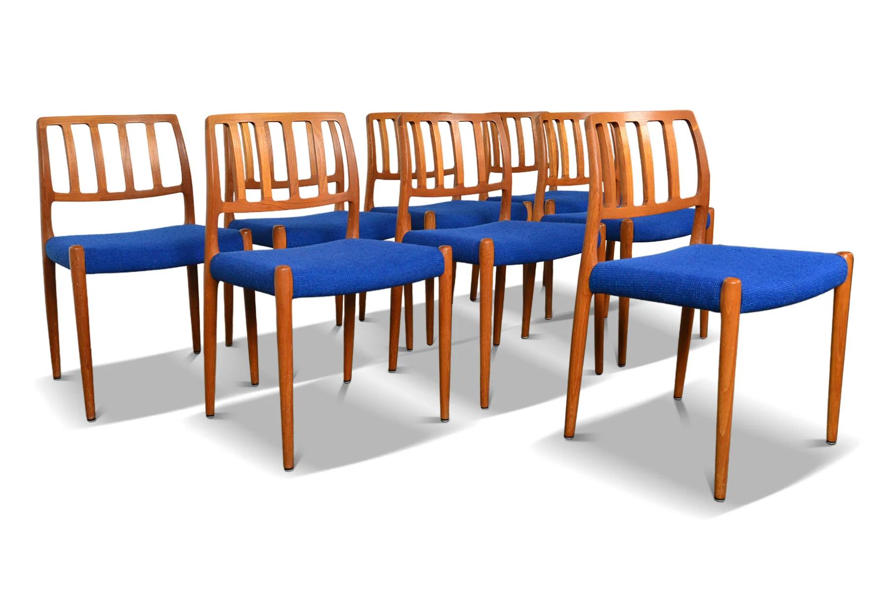 Danish Set of Eight Moller Model 83 Dining Chairs in Teak For Sale