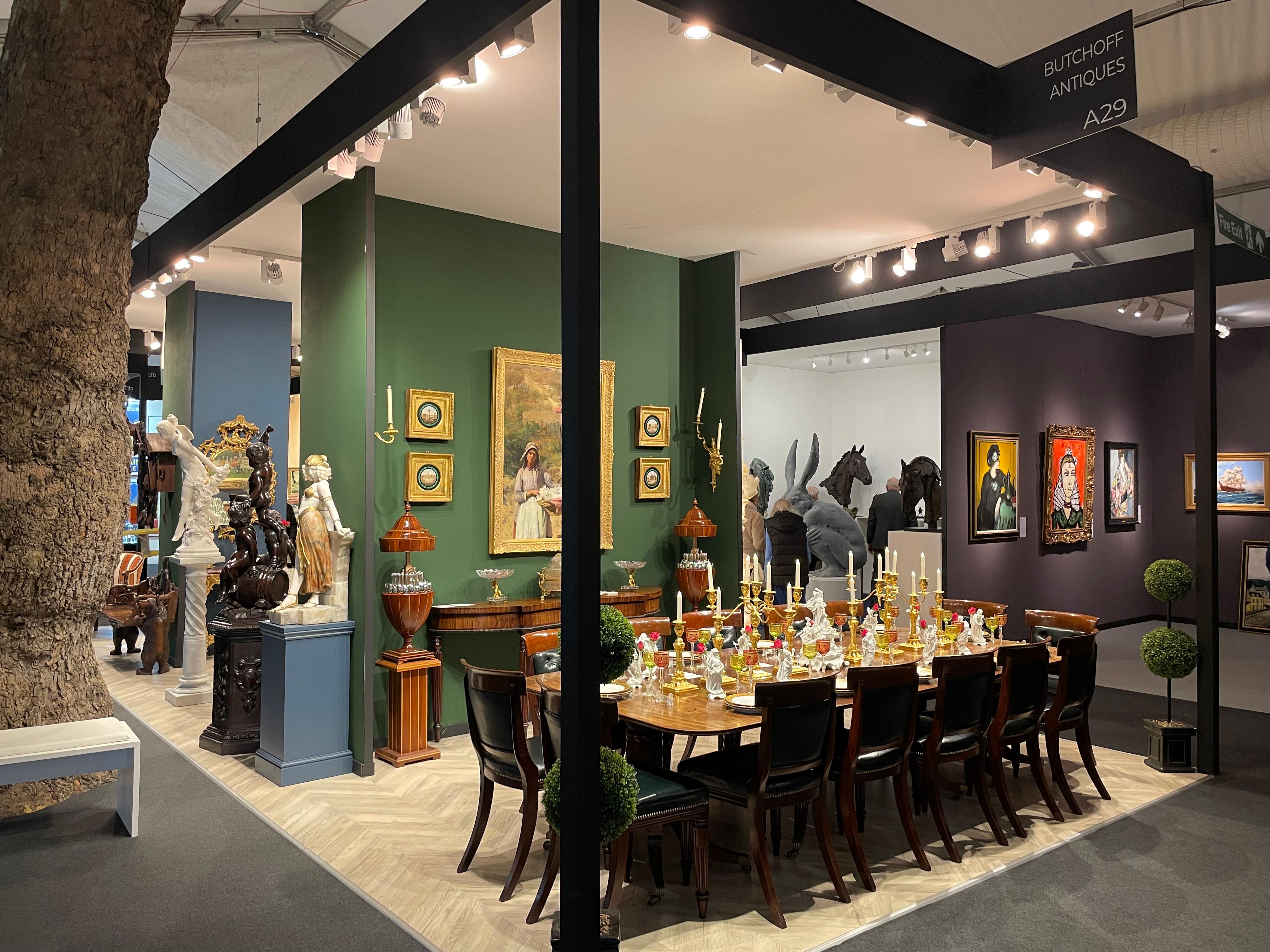 Set di otto candelieri neoclassici in metallo dorato con candelabro, CIRCA 1900 in vendita 6