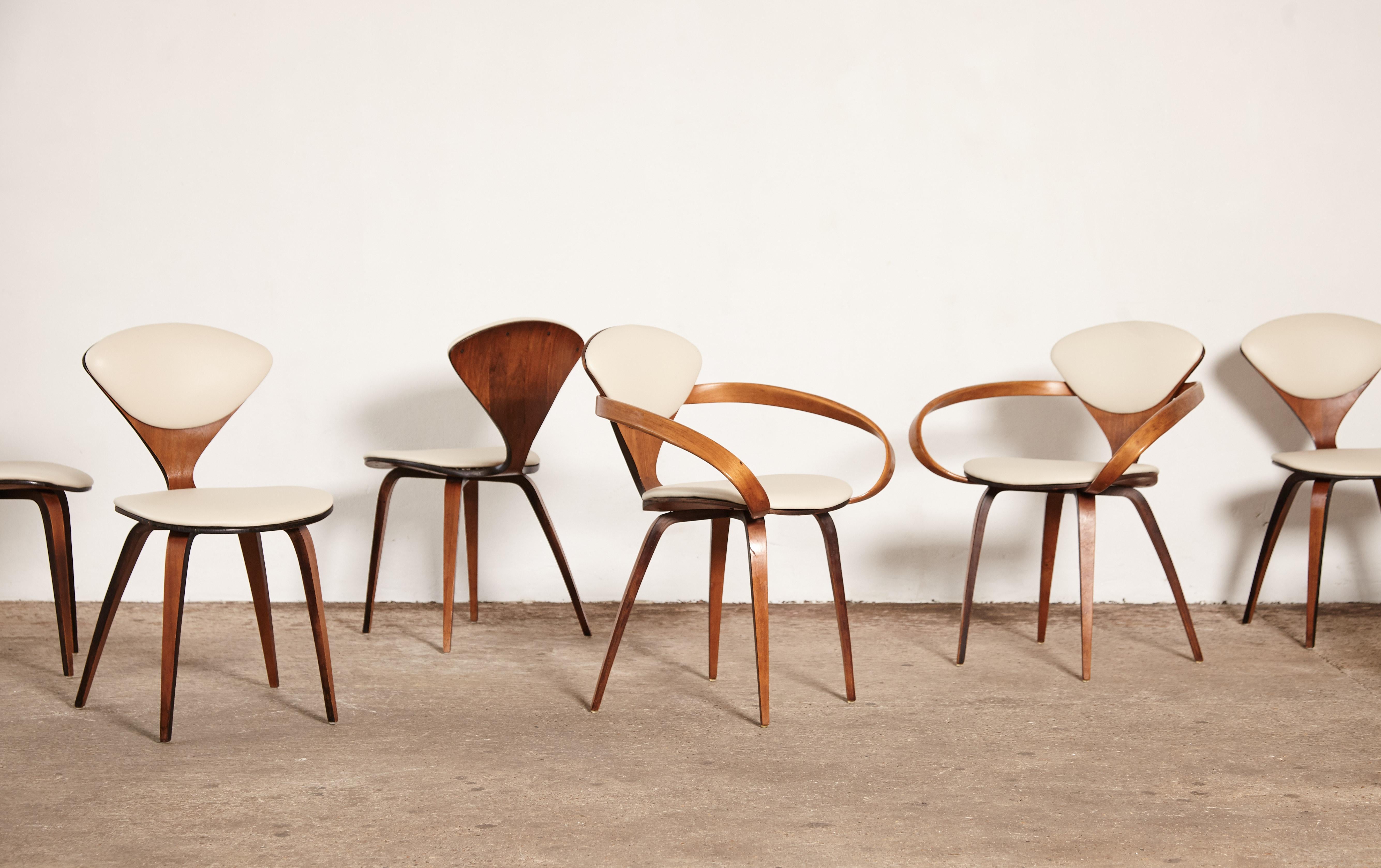Mid-Century Modern Set of Eight Norman Cherner Dining Chairs, Plycraft, USA, 1960s