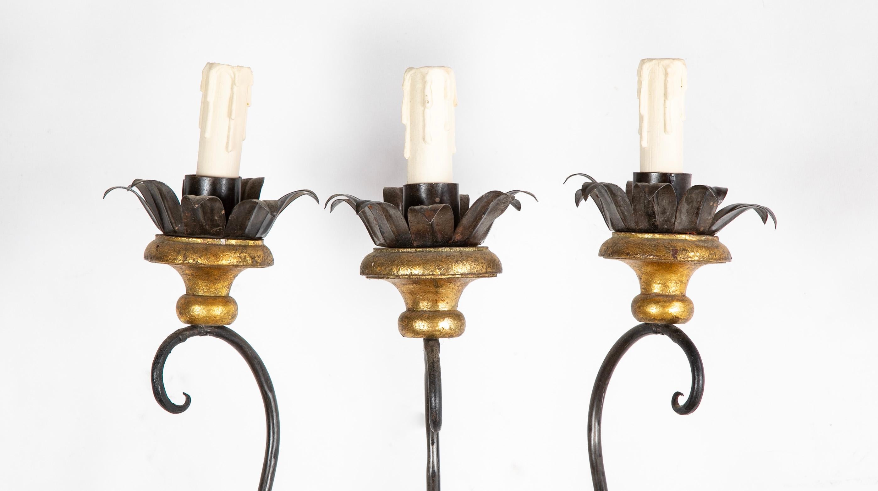Set of Eight of Italian Iron Tole and Gilt Wood Sconces Priced per Pair For Sale 1