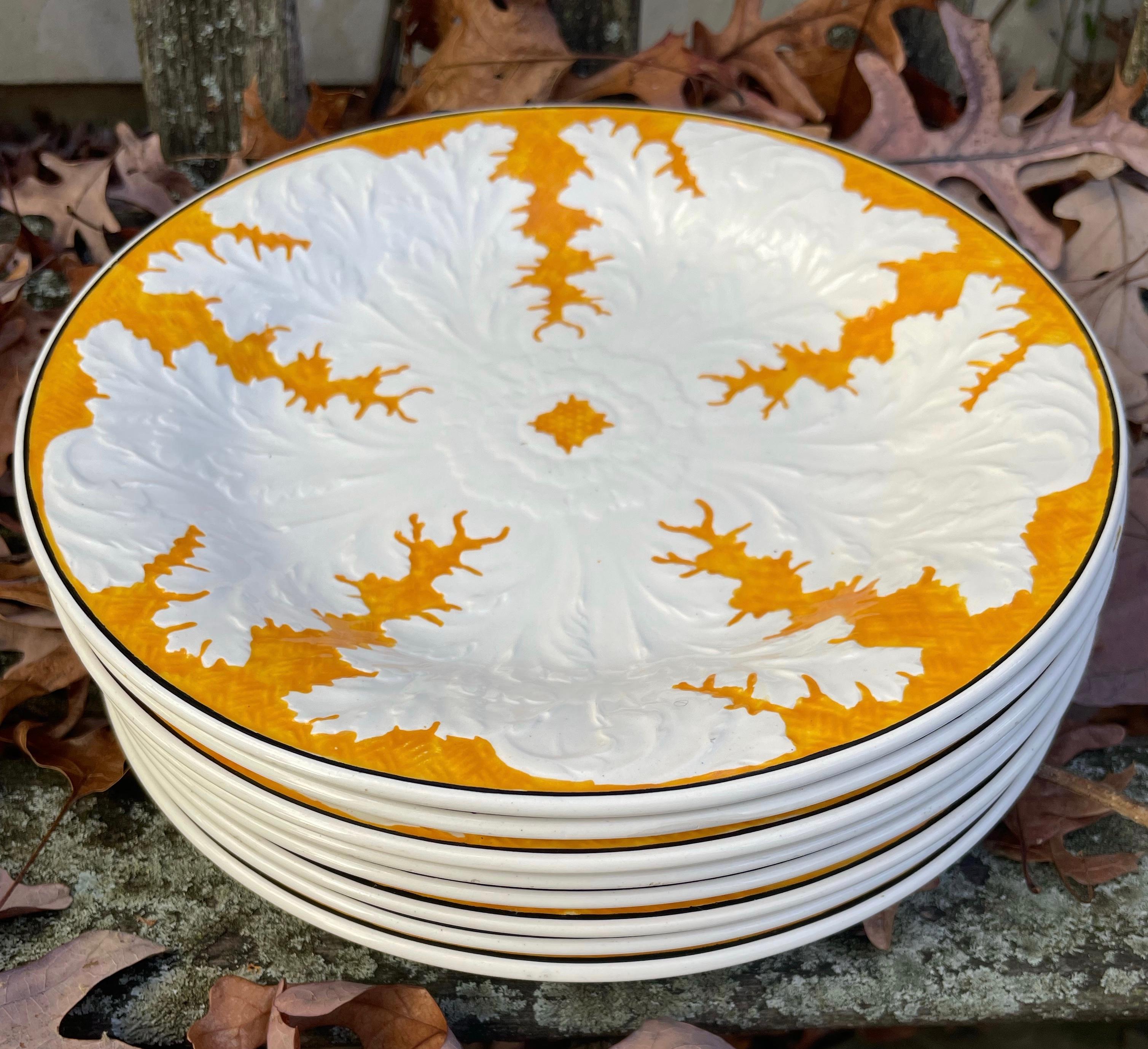 Set of Eight Orange and White Wedgwood Cabbage Plates For Sale 1