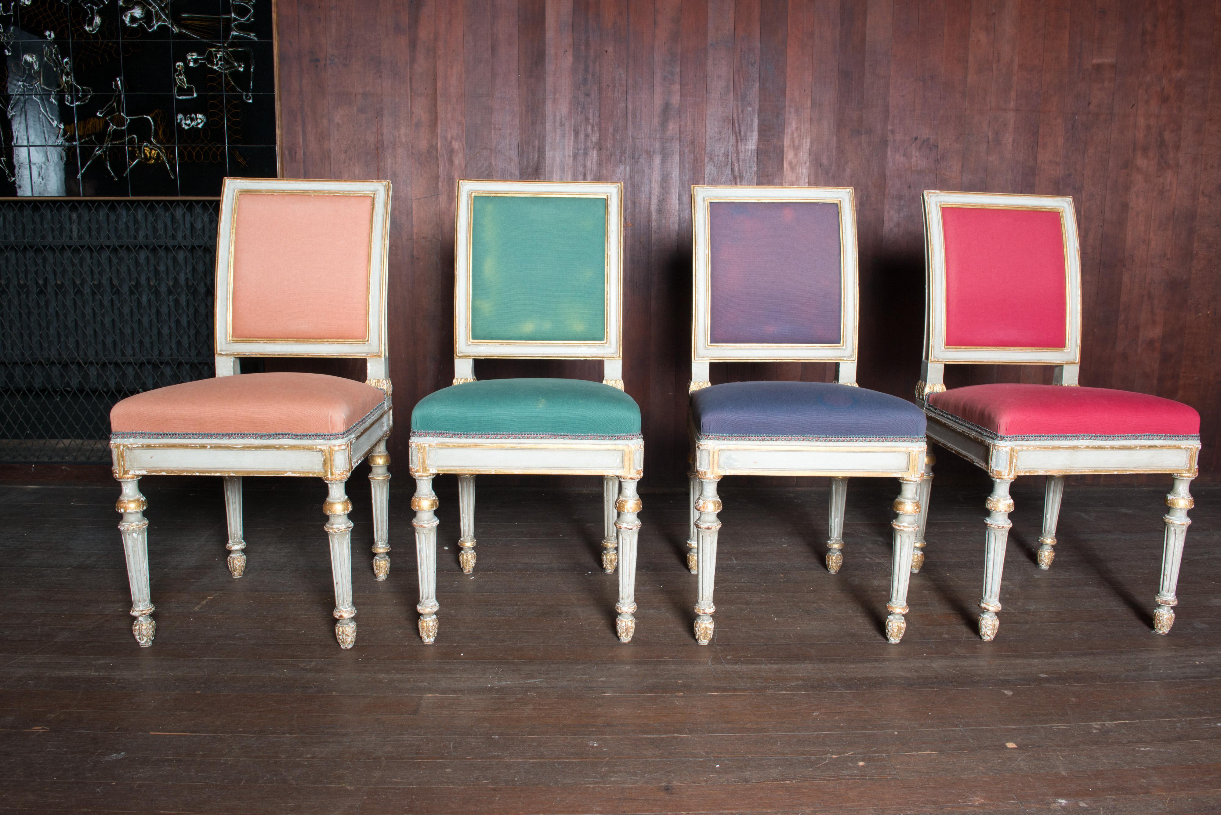 Set of Eight Painted Italian Dining Chairs For Sale 4
