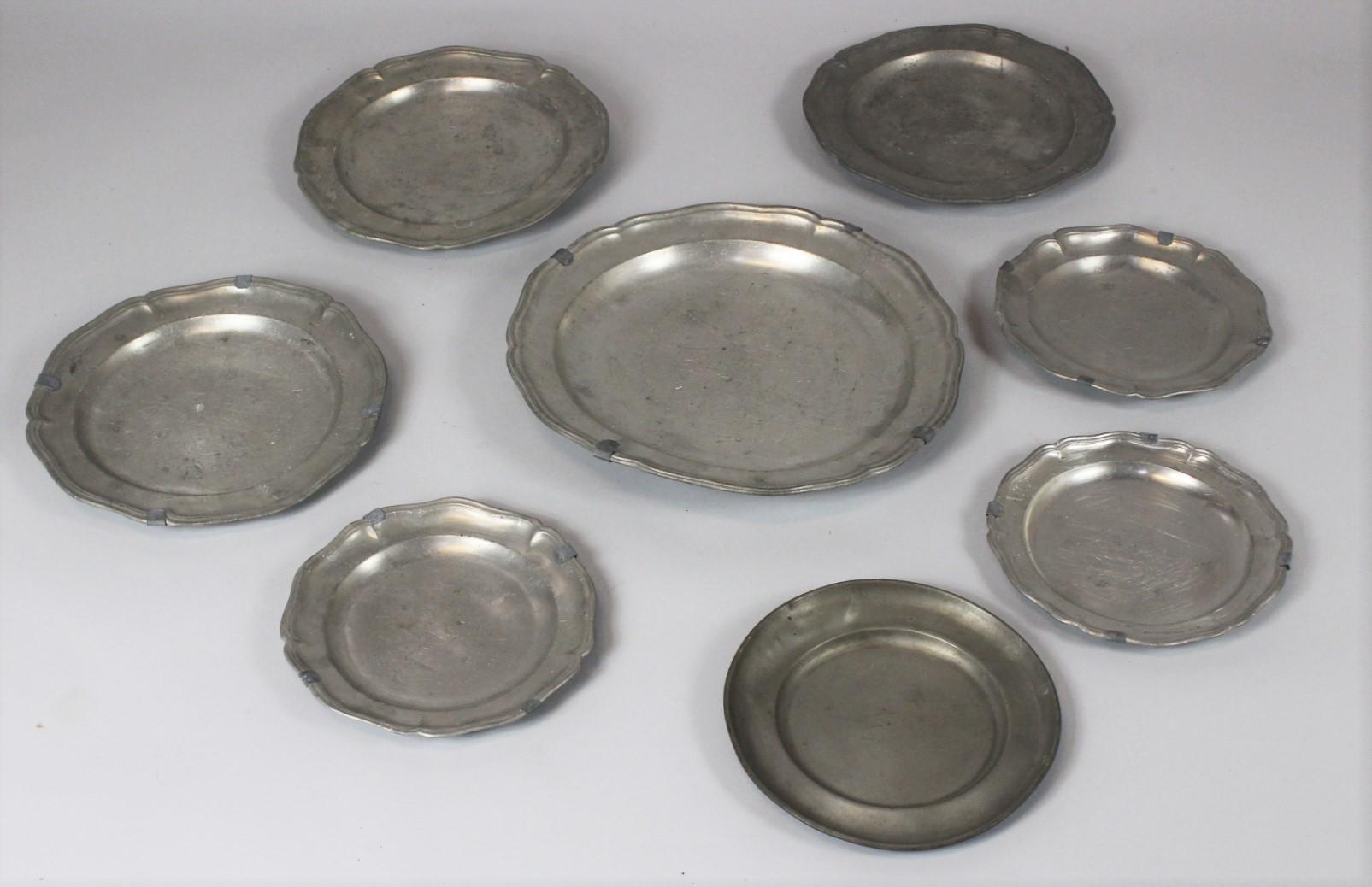 Baroque Set of Eight Pewter Plates, 18th Century