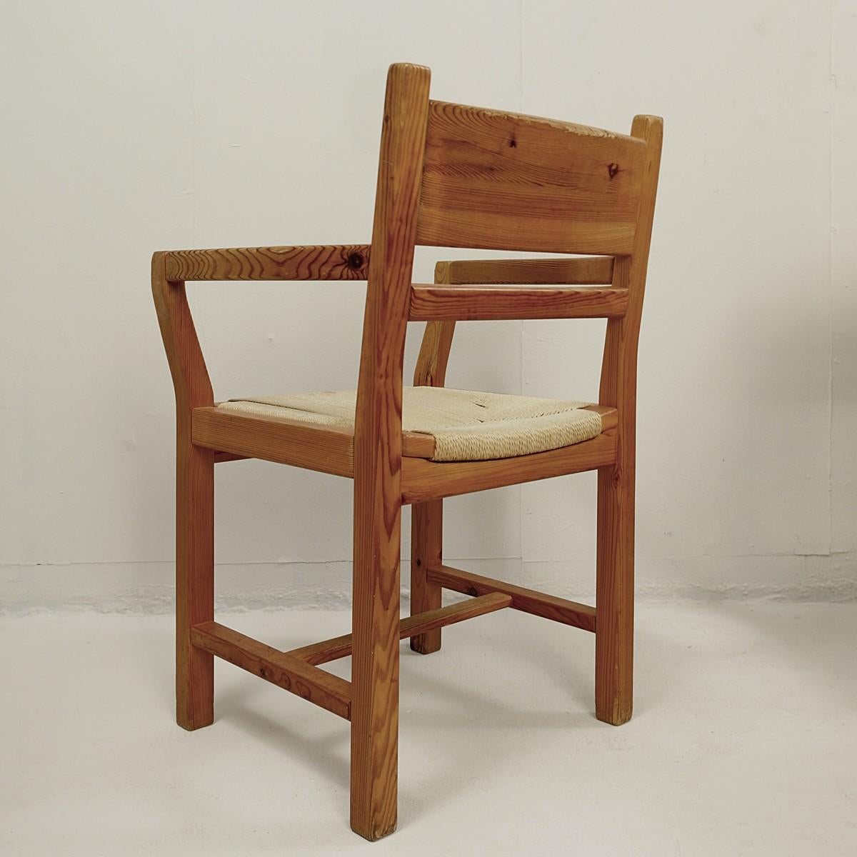 Wood Set of Eight Pine Dining Danish Chairs with Rope Seat 1980' For Sale