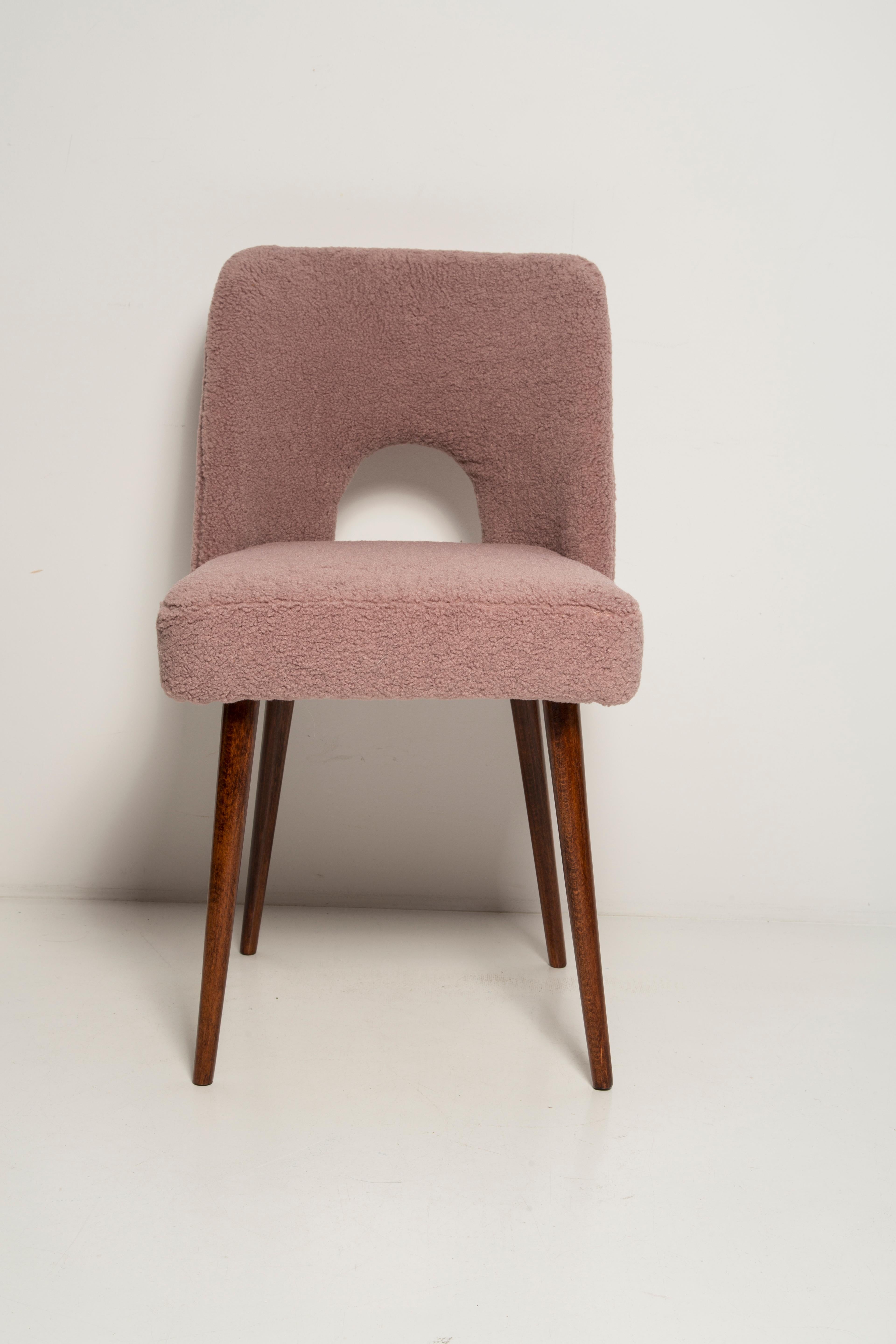 Set of Eight Pink Boucle 'Shell' Chairs, Europe, 1960s For Sale 3