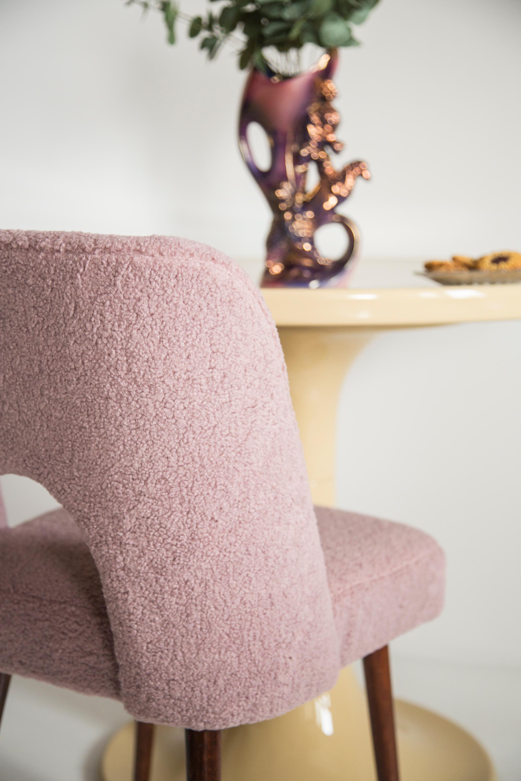 Hand-Crafted Set of Eight Pink Boucle 'Shell' Chairs, Europe, 1960s For Sale