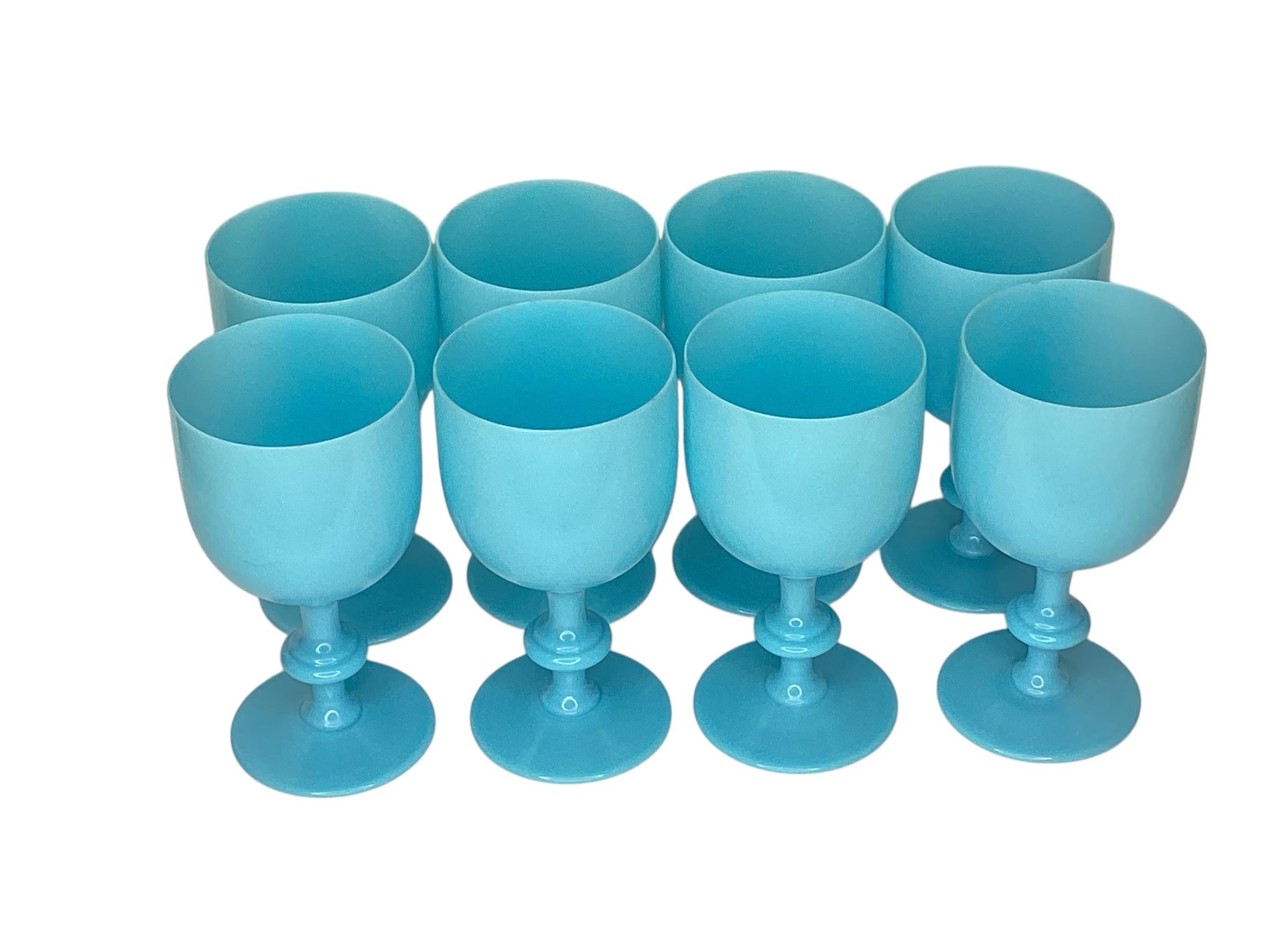 Set von acht Portieux Vallerysthal-Wein- oder Wasserkelchen aus türkisblauem Opal in Türkis im Angebot 3