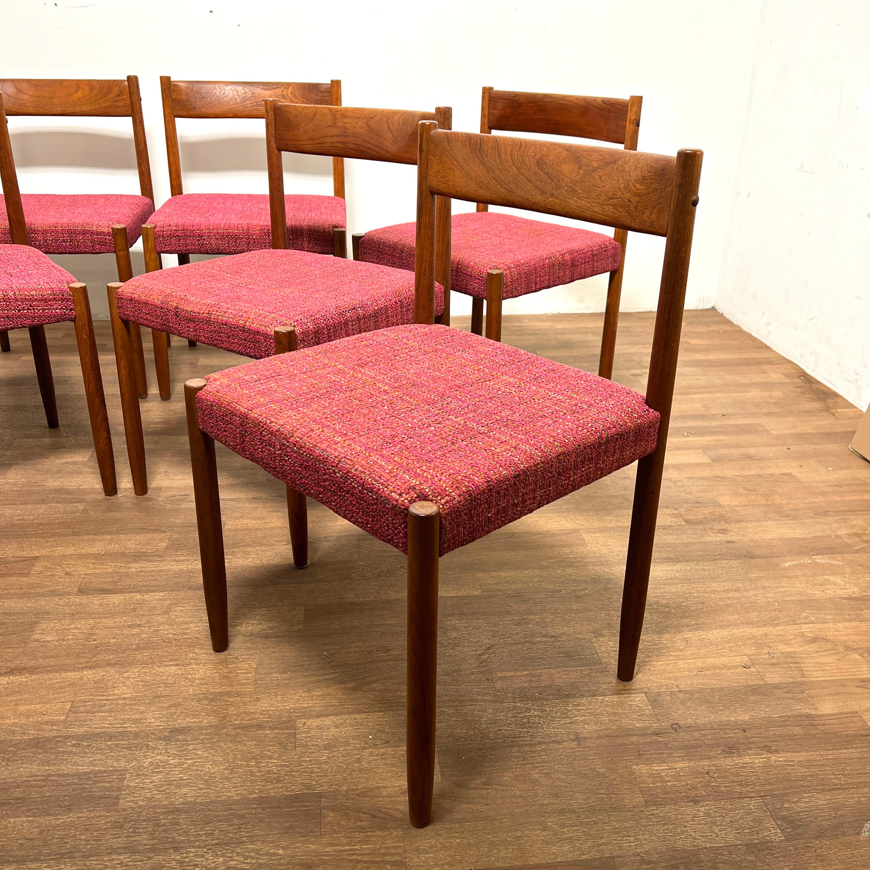 Scandinave moderne Ensemble de huit chaises de salle à manger en teck danois Poul Volther pour Rojle Frem Circa 1960s en vente