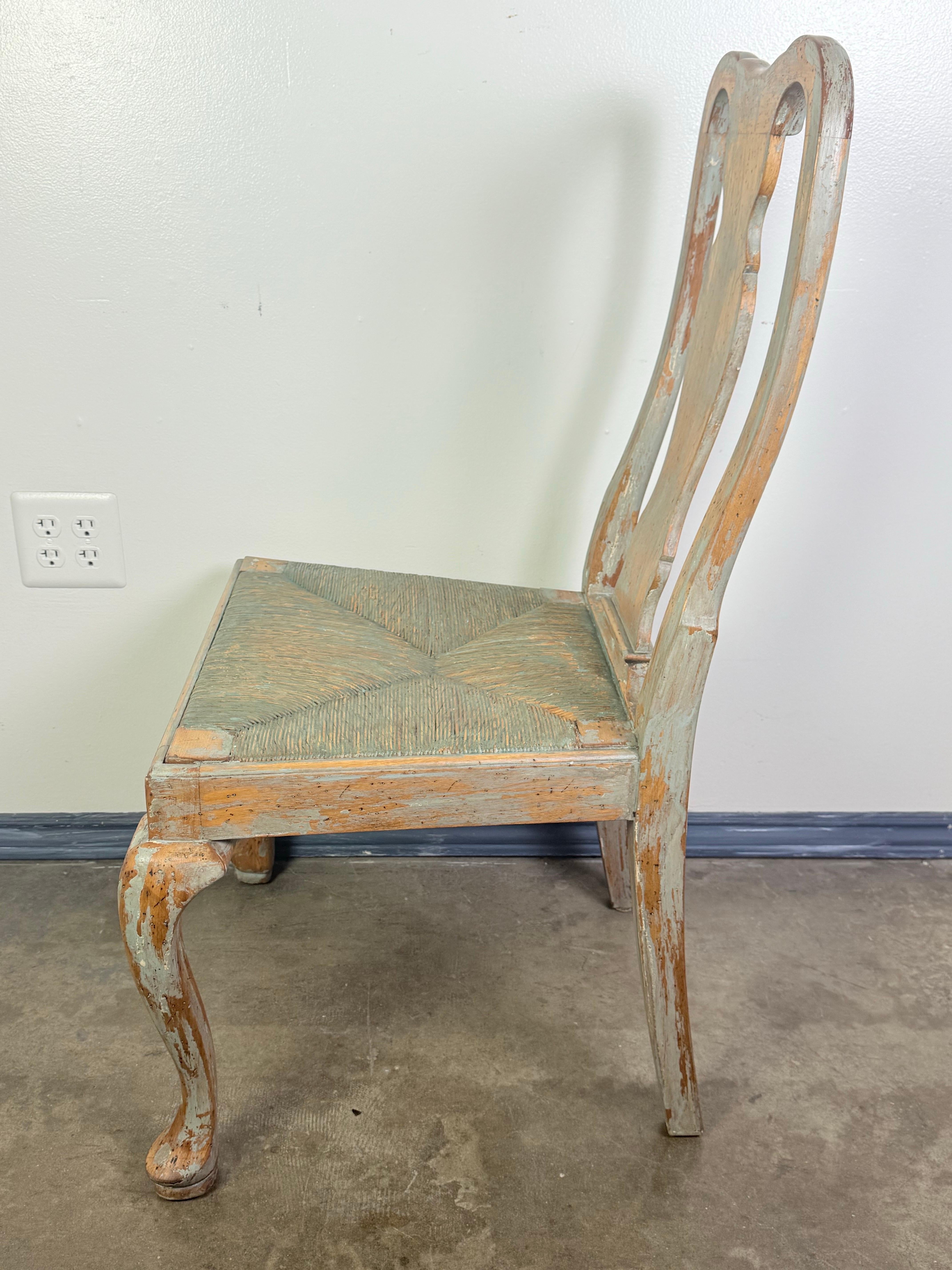 Ensemble de huit chaises de salle à manger Queen Anne en vente 1