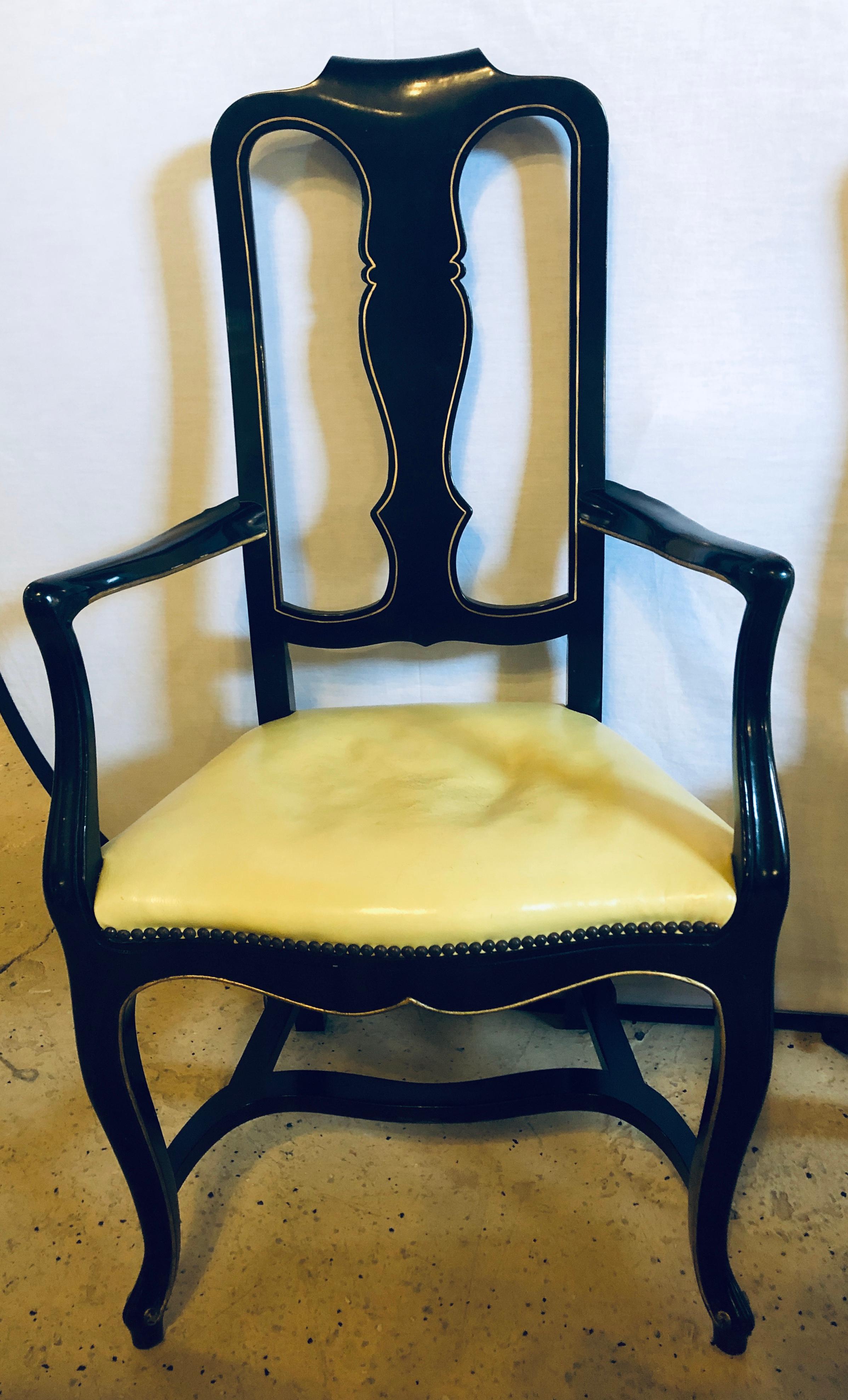 Mid-20th Century Set of Eight Queen Anne Style Ebonized and Gilt Decorated Dining Chairs For Sale