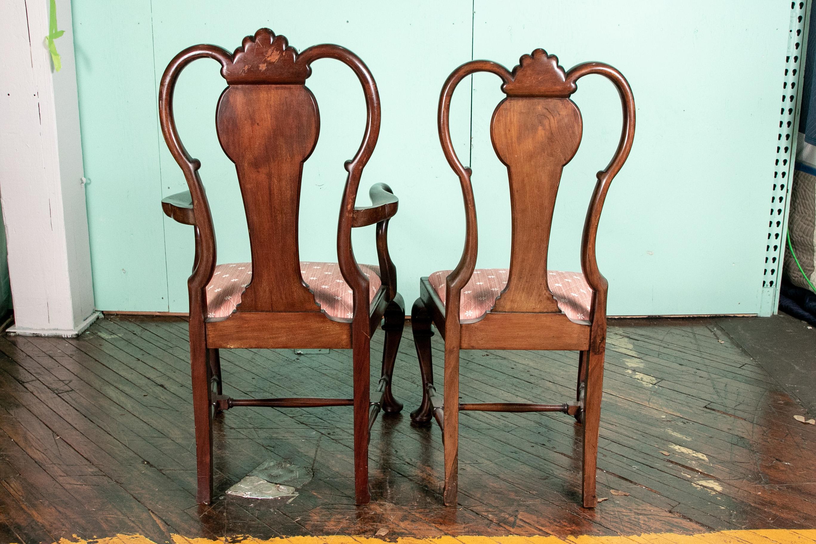 Set of Eight Queen Anne Style Cuban Mahogany Dining Chairs In Good Condition In Bridgeport, CT