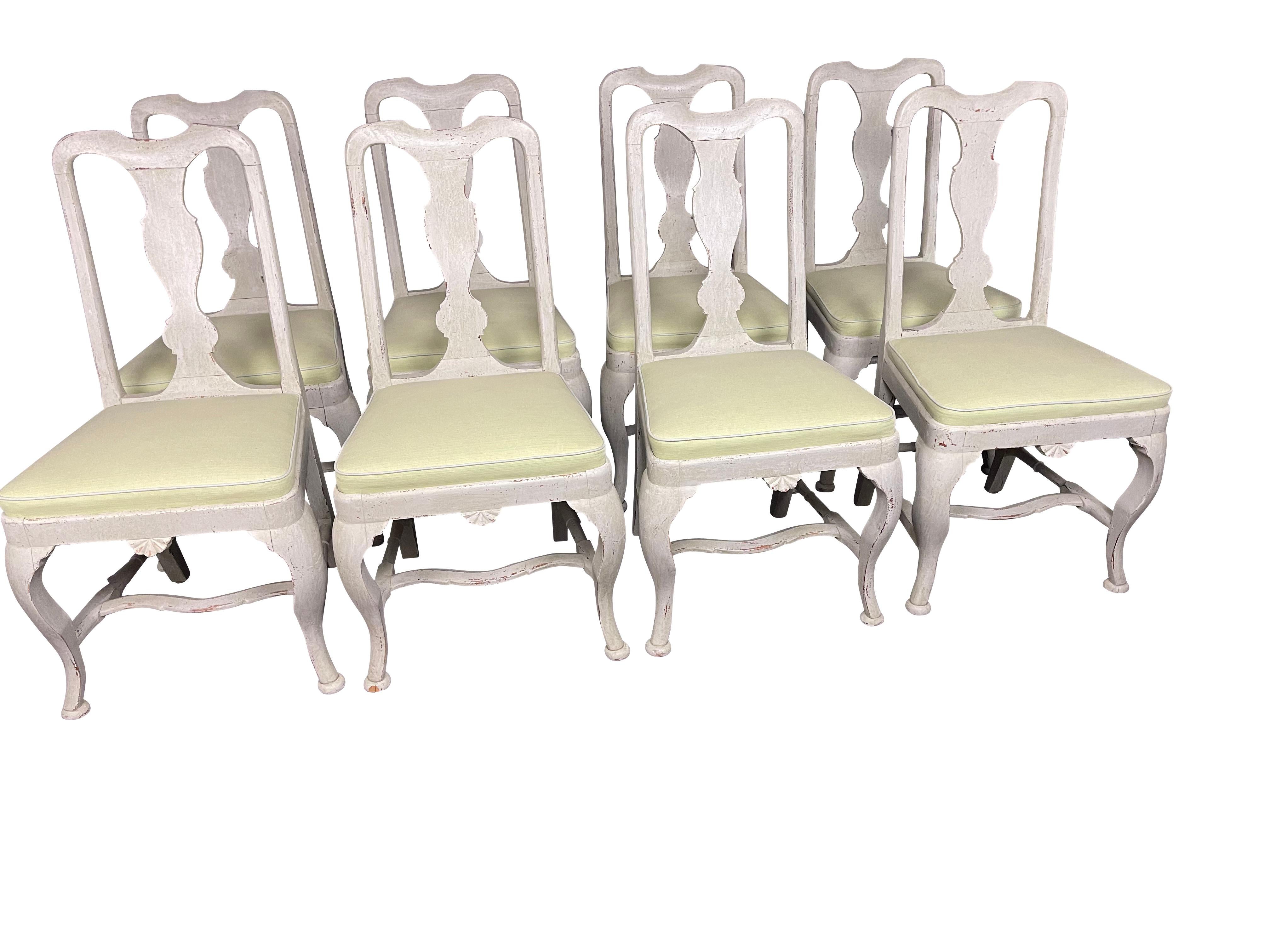 Set of Eight Queen Anne Style Pale Grey Lime Washed Dining Chairs For Sale 3