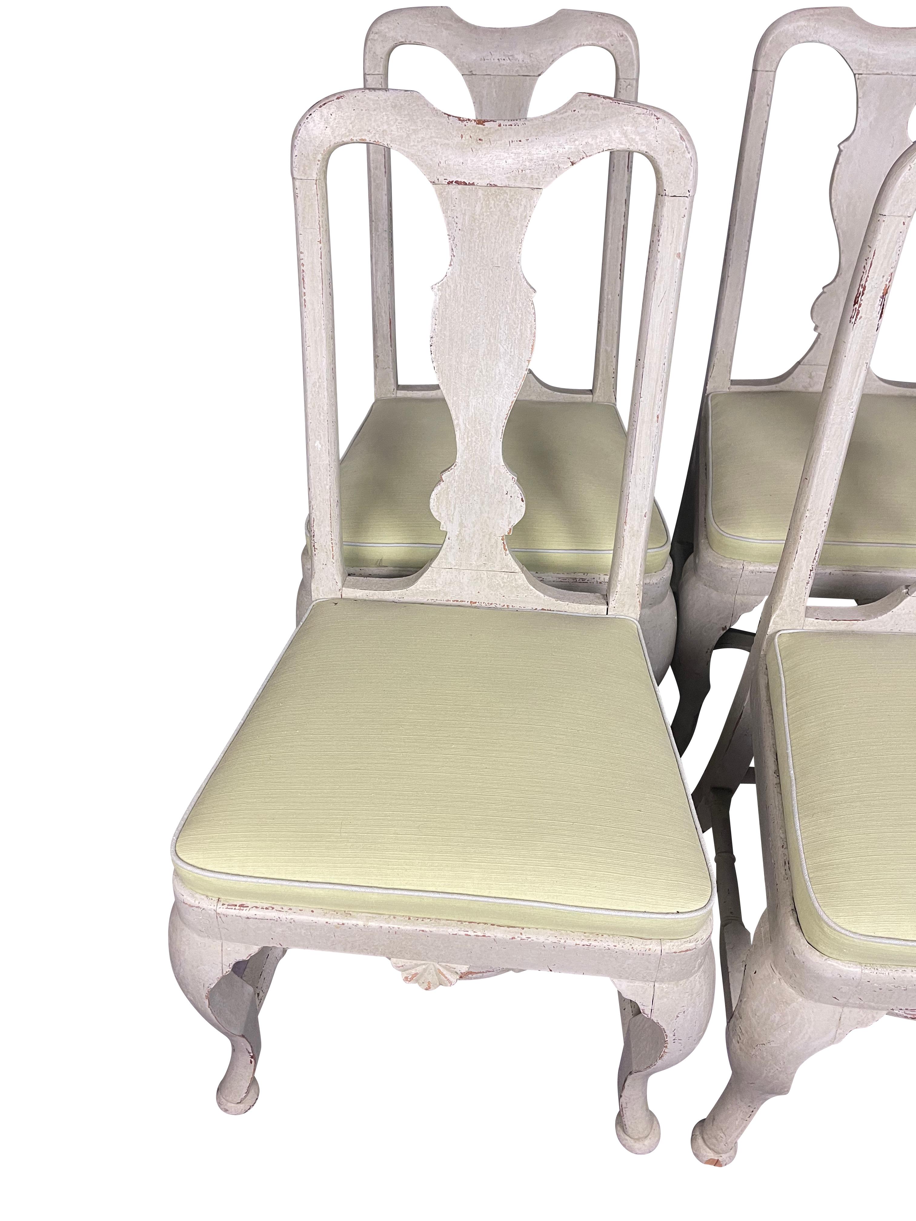 Hand-Crafted Set of Eight Queen Anne Style Pale Grey Lime Washed Dining Chairs For Sale