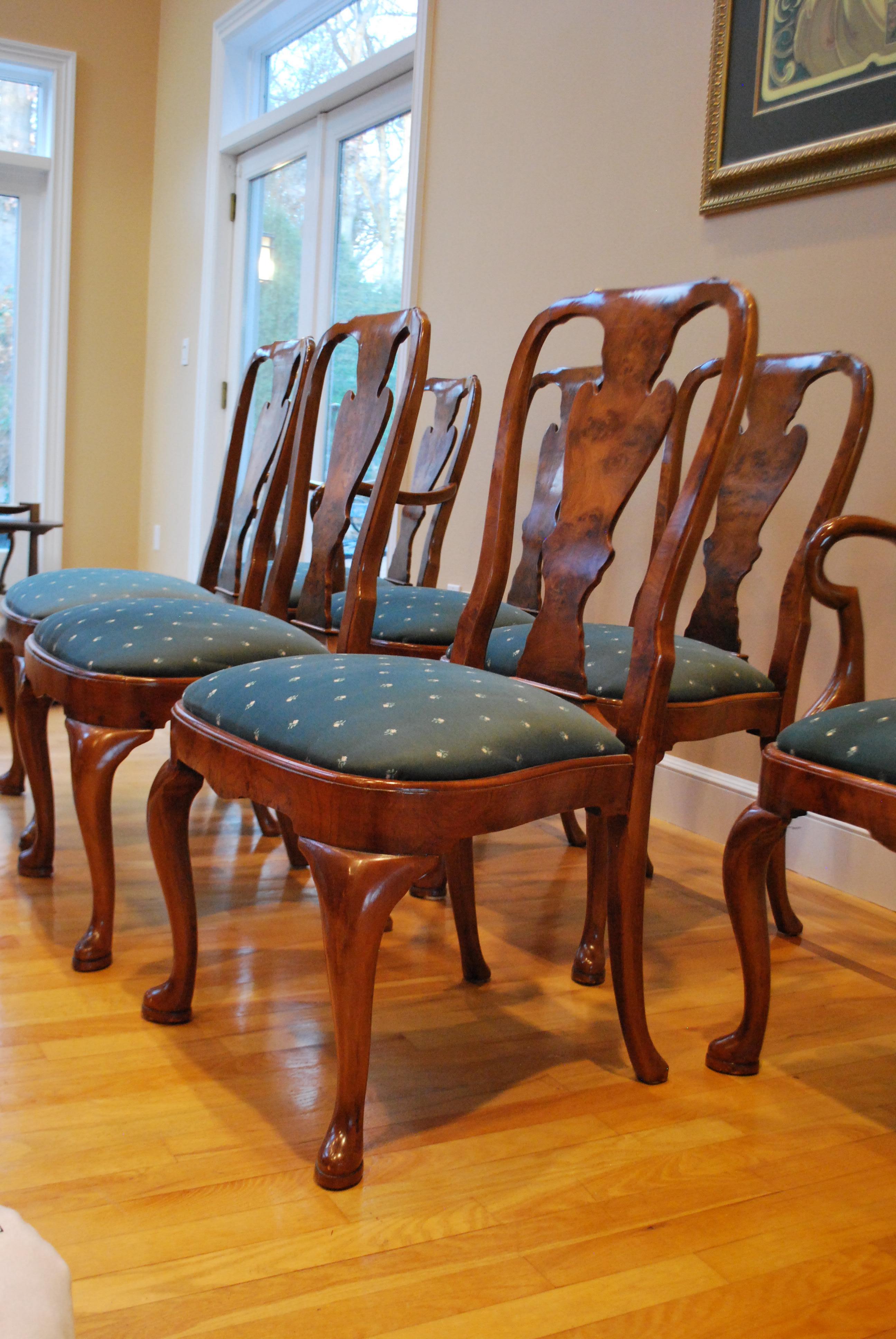 American Set of Eight Queen Anne Style Walnut Dining Chairs
