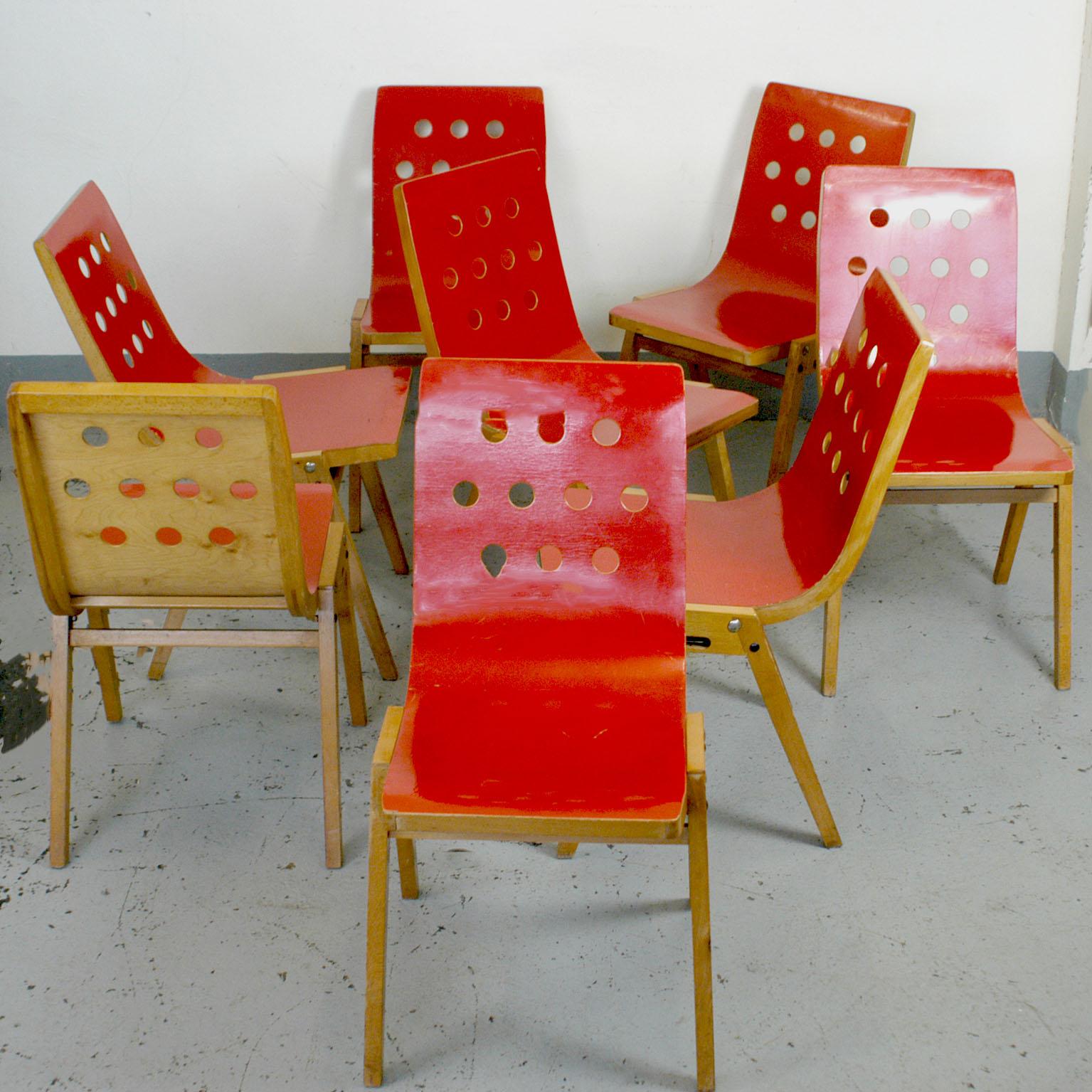 A set of eight stackable chairs designed by Prof. Roland Rainer in 1951 and manufactured by Emil & Alfred Pollak, Austria, in 1950s in a rare red lacquered version.
Roland Rainer used these chairs for the Viennese city hall 