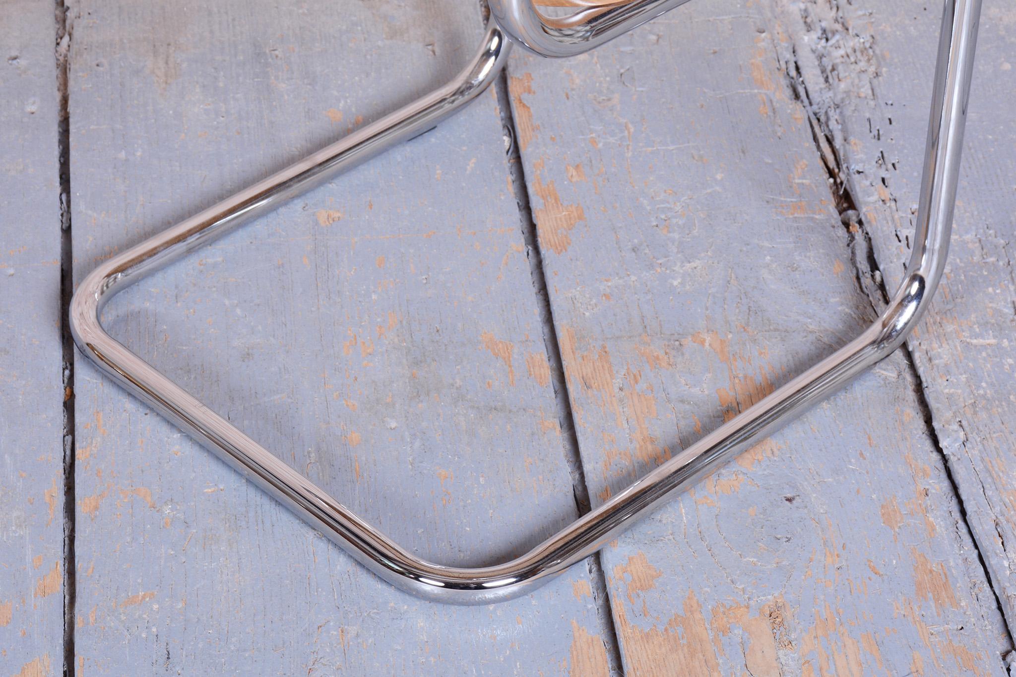 Set of Eight Restored Bauhaus Cesca Chairs, by M. Breuer, Chrome, Italy, 1980s in vendita 10