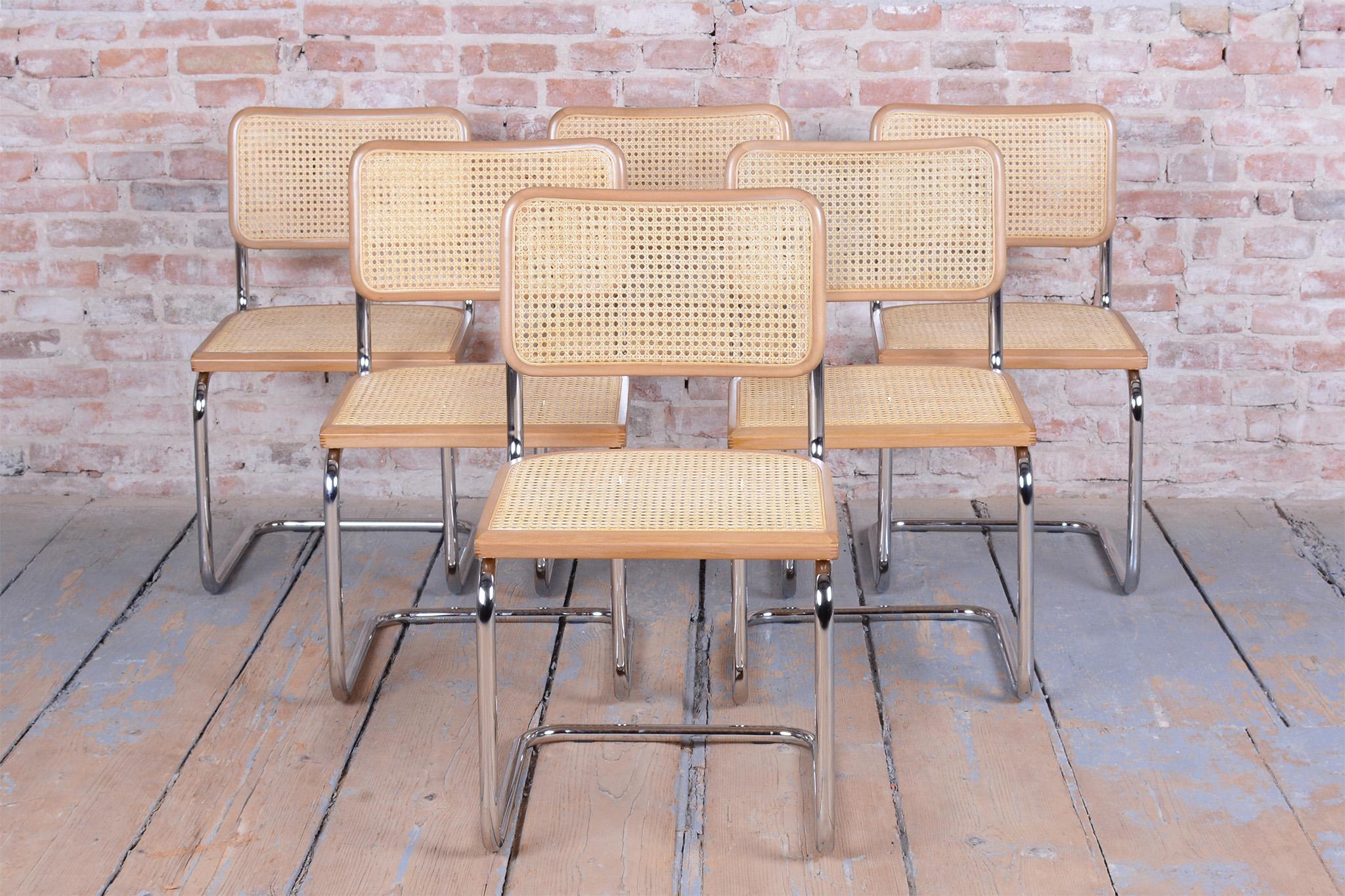 Set of Eight Restored Bauhaus Cesca Chairs, by M. Breuer, Chrome, Italy, 1980s in vendita 11