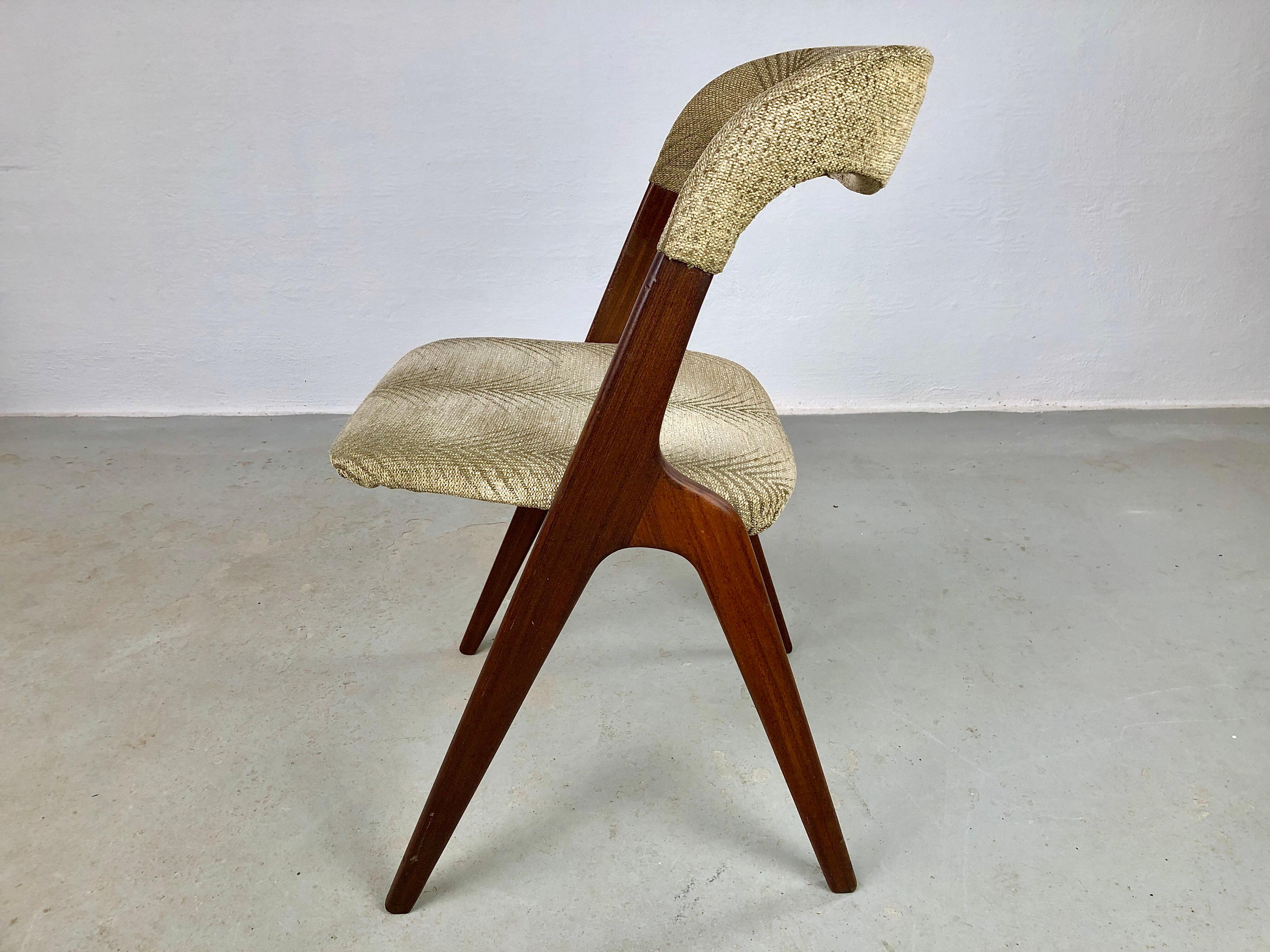 Danish Eight Restored Johannes Andersen Teak Dining Chairs Custom Reupholstery Included For Sale