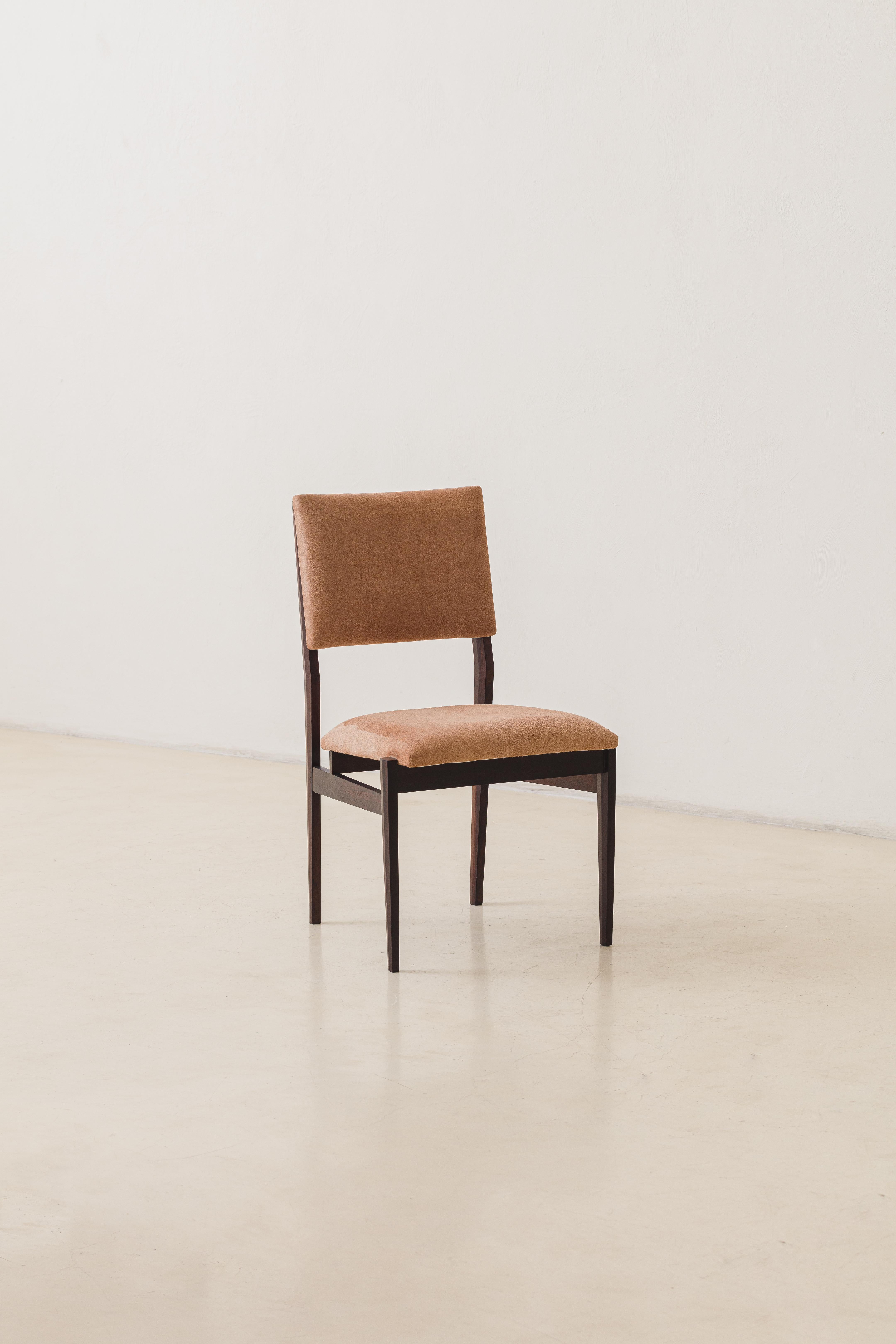 Set of Eight Rosewood Dining Chairs, Brazilian Midcentury Design, 1960s For Sale 1