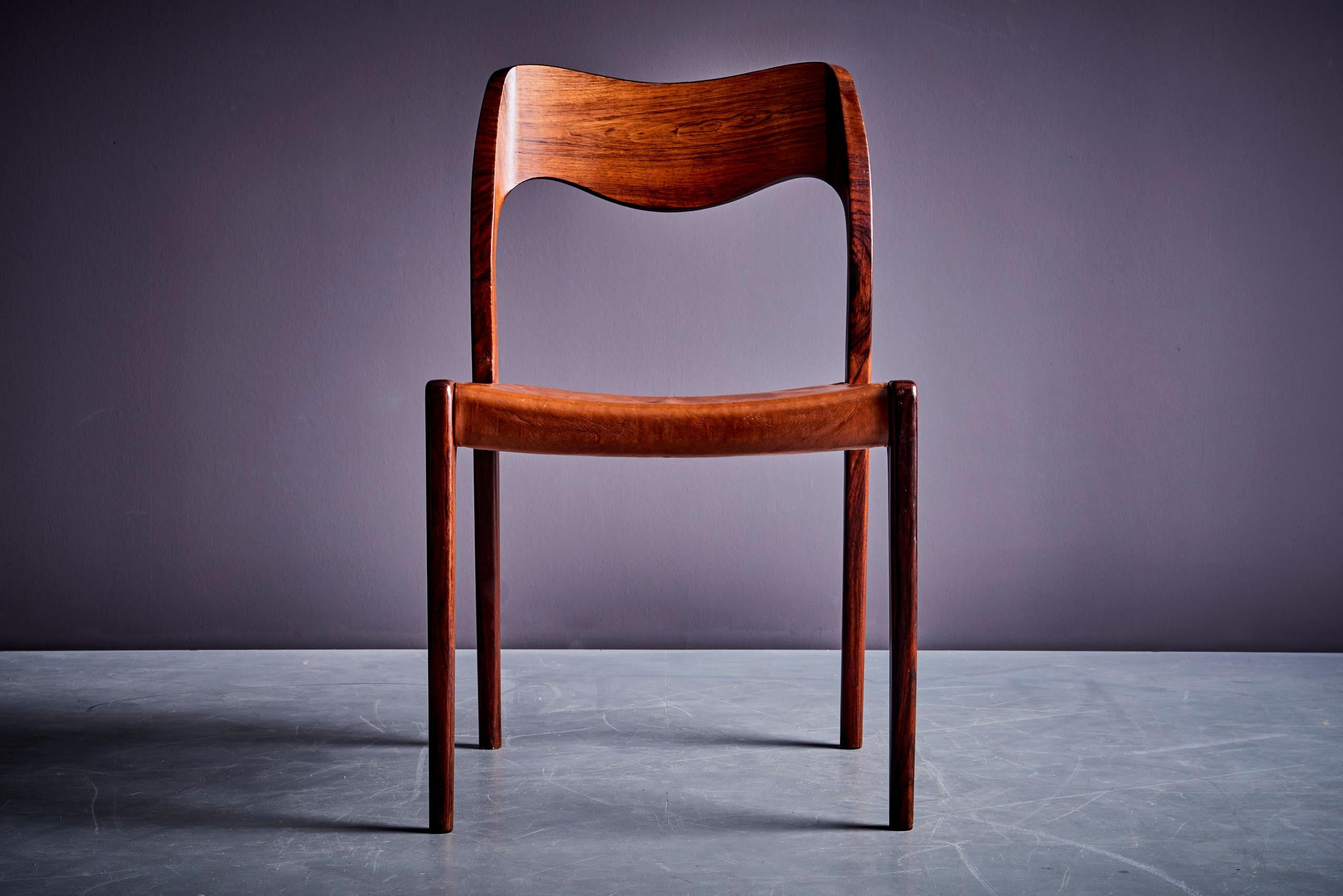 Set of eight Rosewood Dining Chairs Model 71 by Niels O. Møller 1