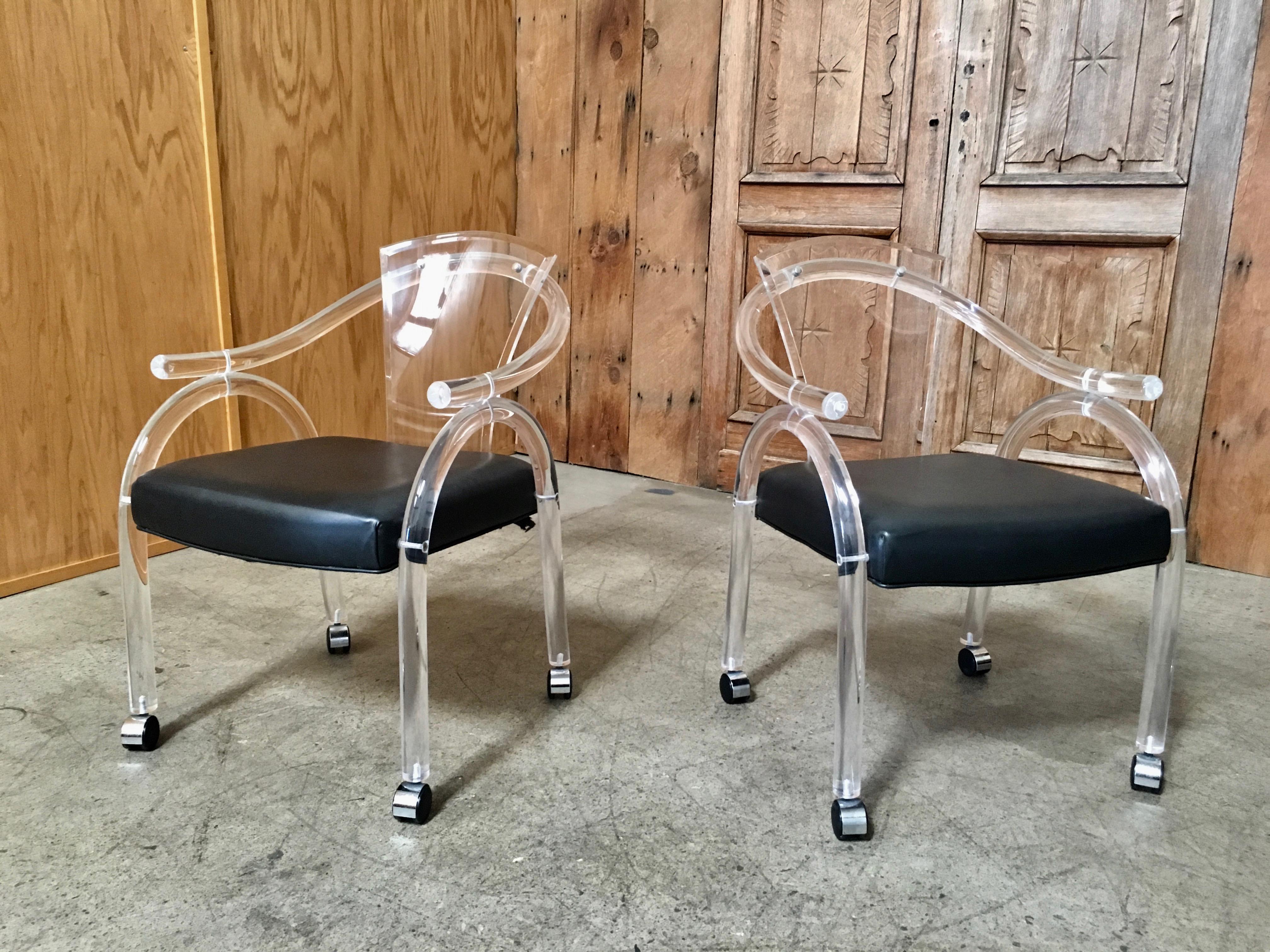 Set of Eight Sculptural Lucite Dining Chairs 7
