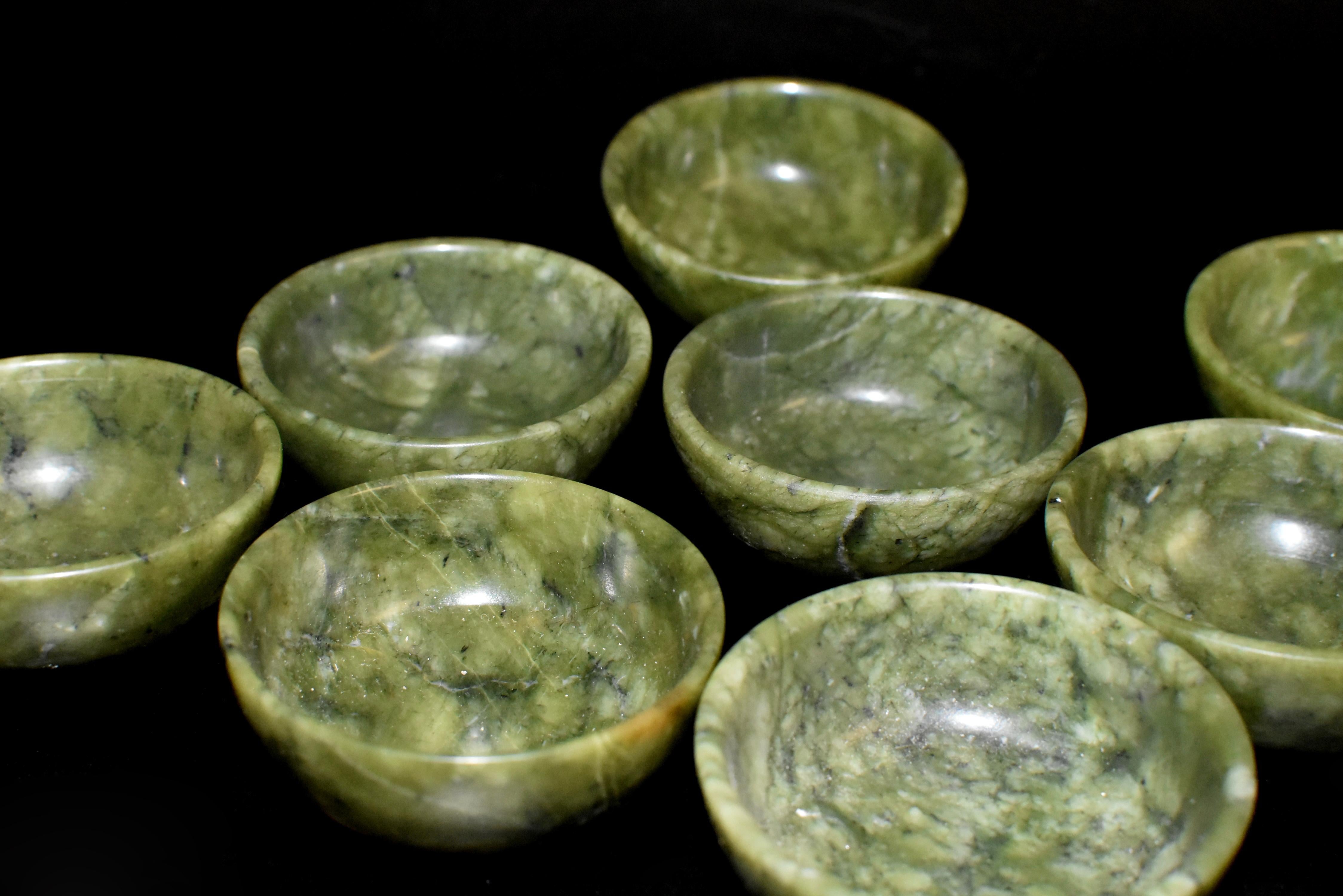 Set of Eight Serpentine Teacups Gemstone Bowls 3