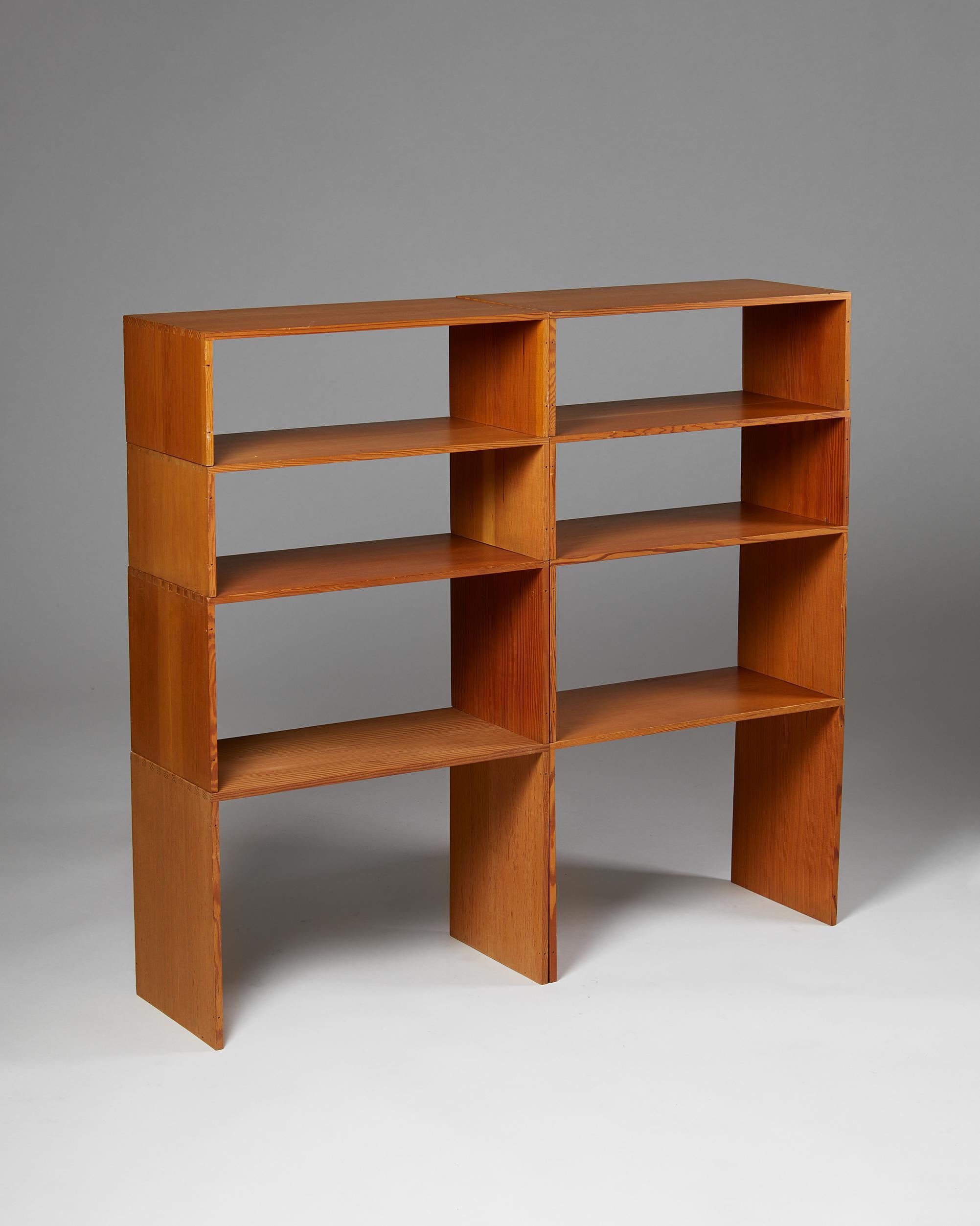 Mid-Century Modern Set of Eight Shelves, Anonymous, Denmark, 1960s For Sale