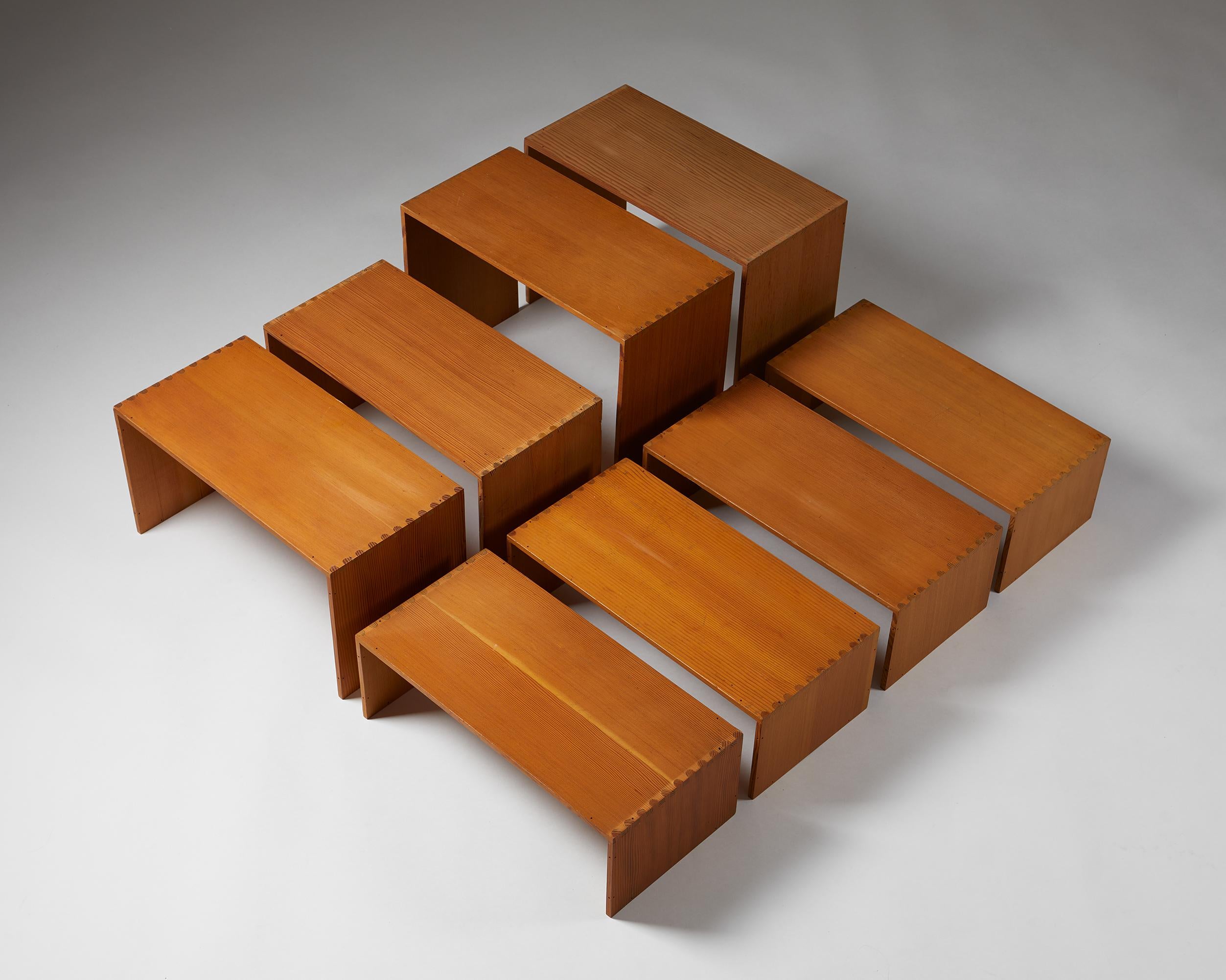 Set of Eight Shelves, Anonymous, Denmark, 1960s In Good Condition For Sale In Stockholm, SE