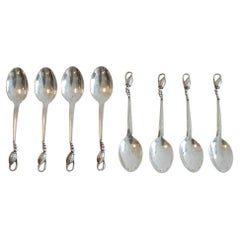 Set di otto cucchiai a forma di fiore in argento sterling di Georg Jensen, Danimarca