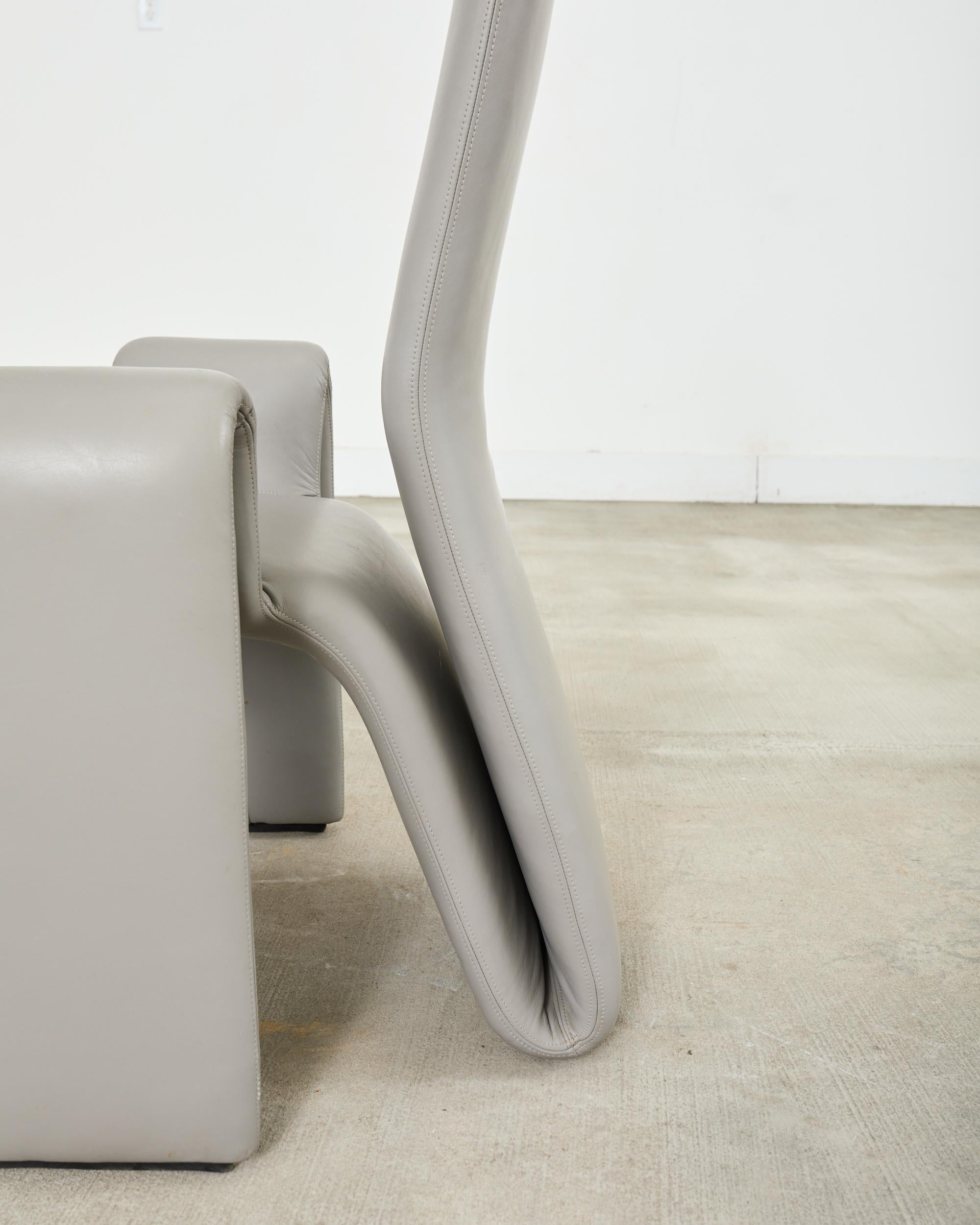 Conjunto de ocho sillas de comedor de piel Steve Leonard para Brayton en venta 8