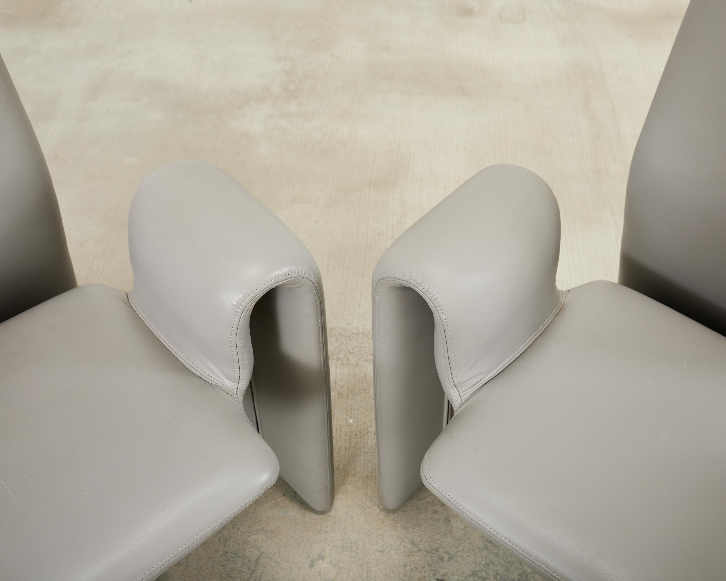 Conjunto de ocho sillas de comedor de piel Steve Leonard para Brayton en venta 1