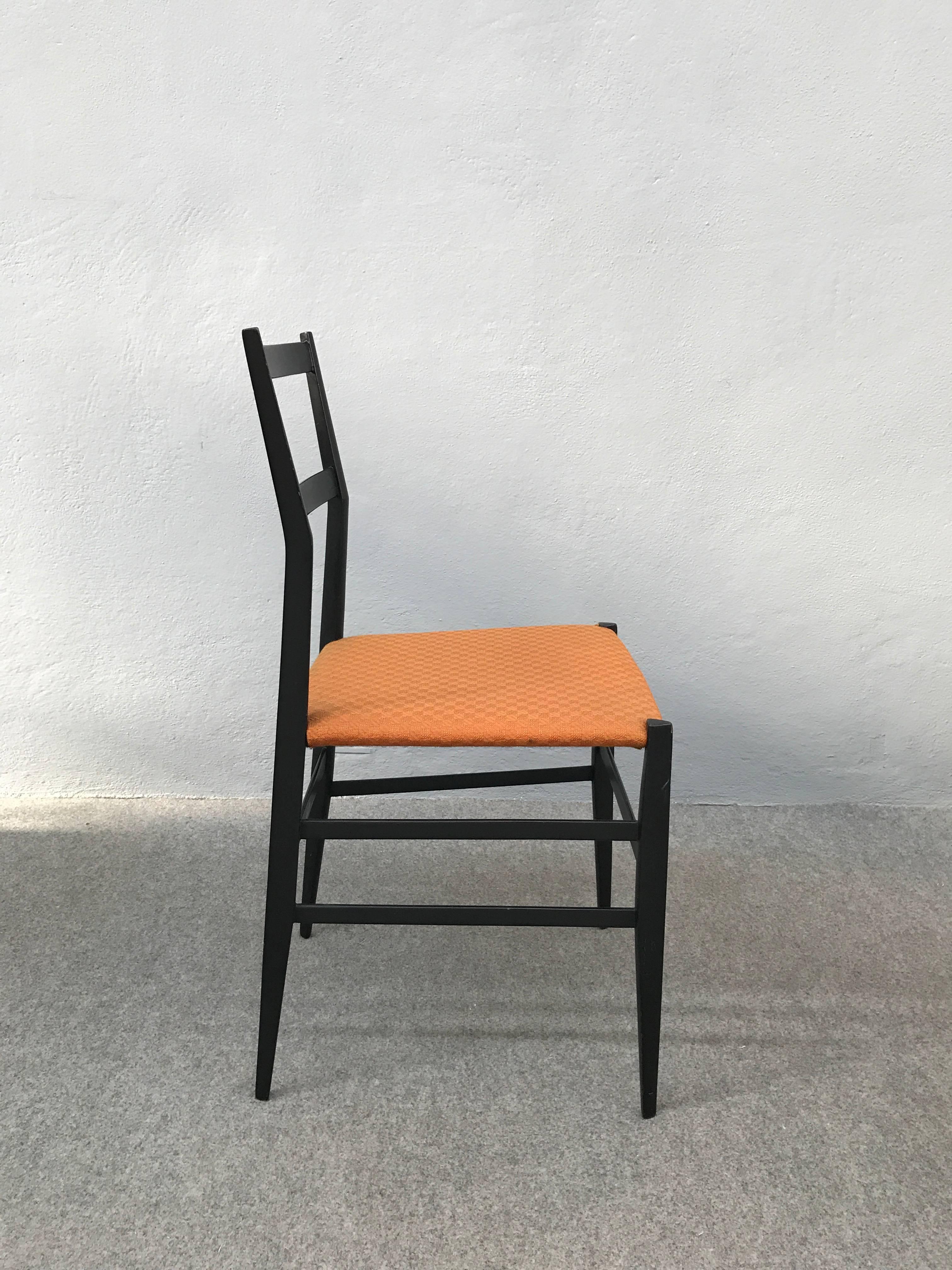 Set of Eight Superleggera Chairs by Gio Ponti In Excellent Condition In Piacenza, Italy