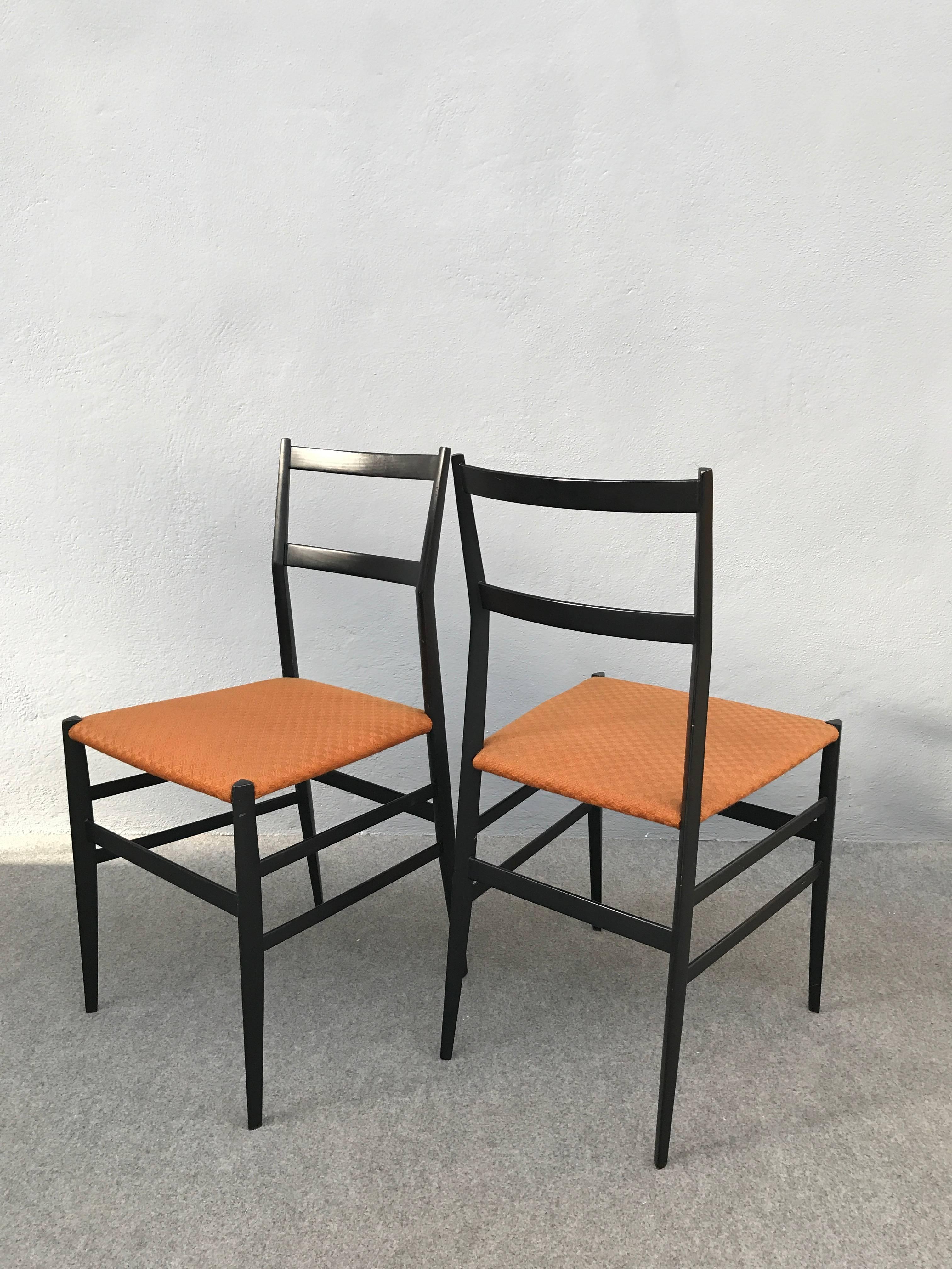 Mid-20th Century Set of Eight Superleggera Chairs by Gio Ponti
