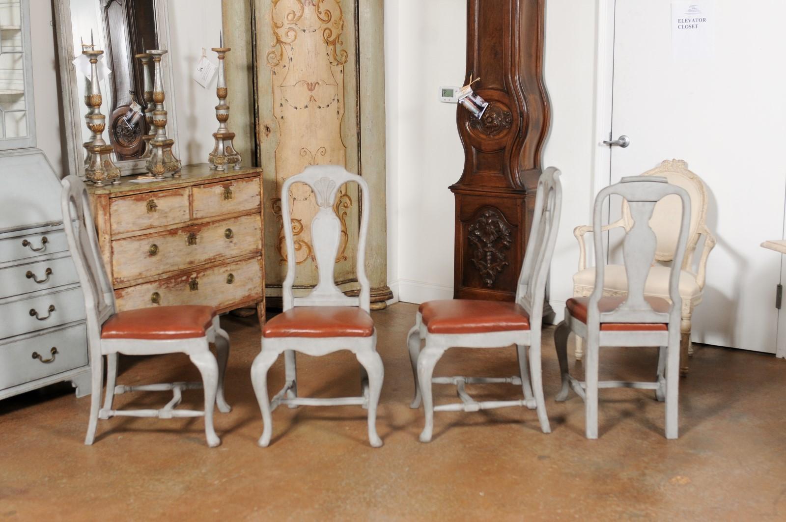 Set of Eight Swedish 1790s Rococo Painted Dining Chairs with Leather Seats 6