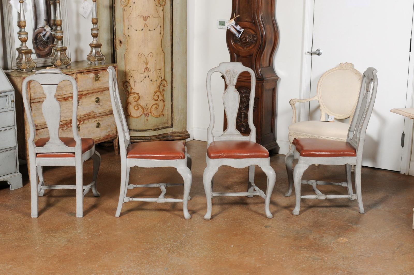 Set of Eight Swedish 1790s Rococo Painted Dining Chairs with Leather Seats 7