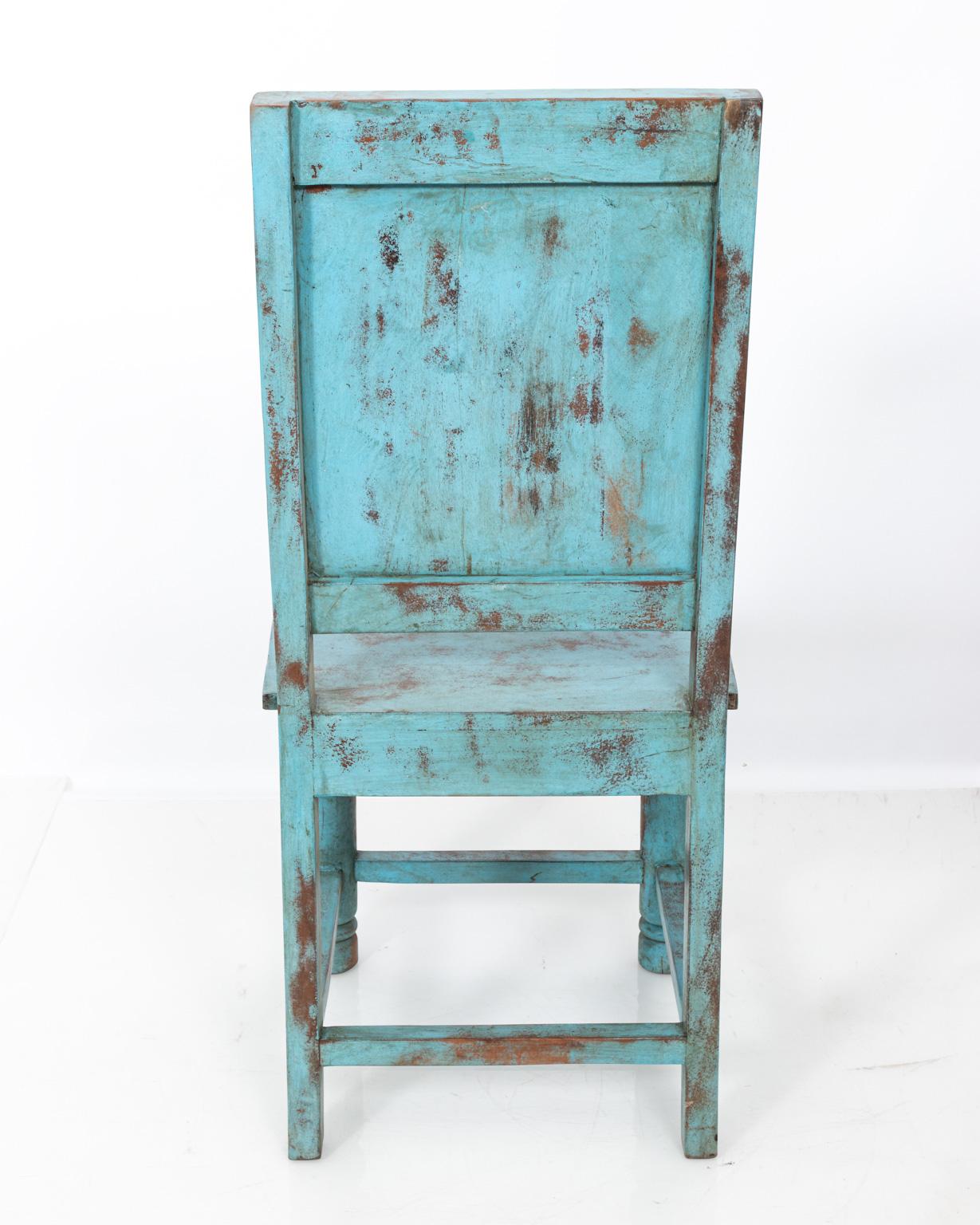 Set of Eight Swedish Blue Painted Chairs In Good Condition In Stamford, CT