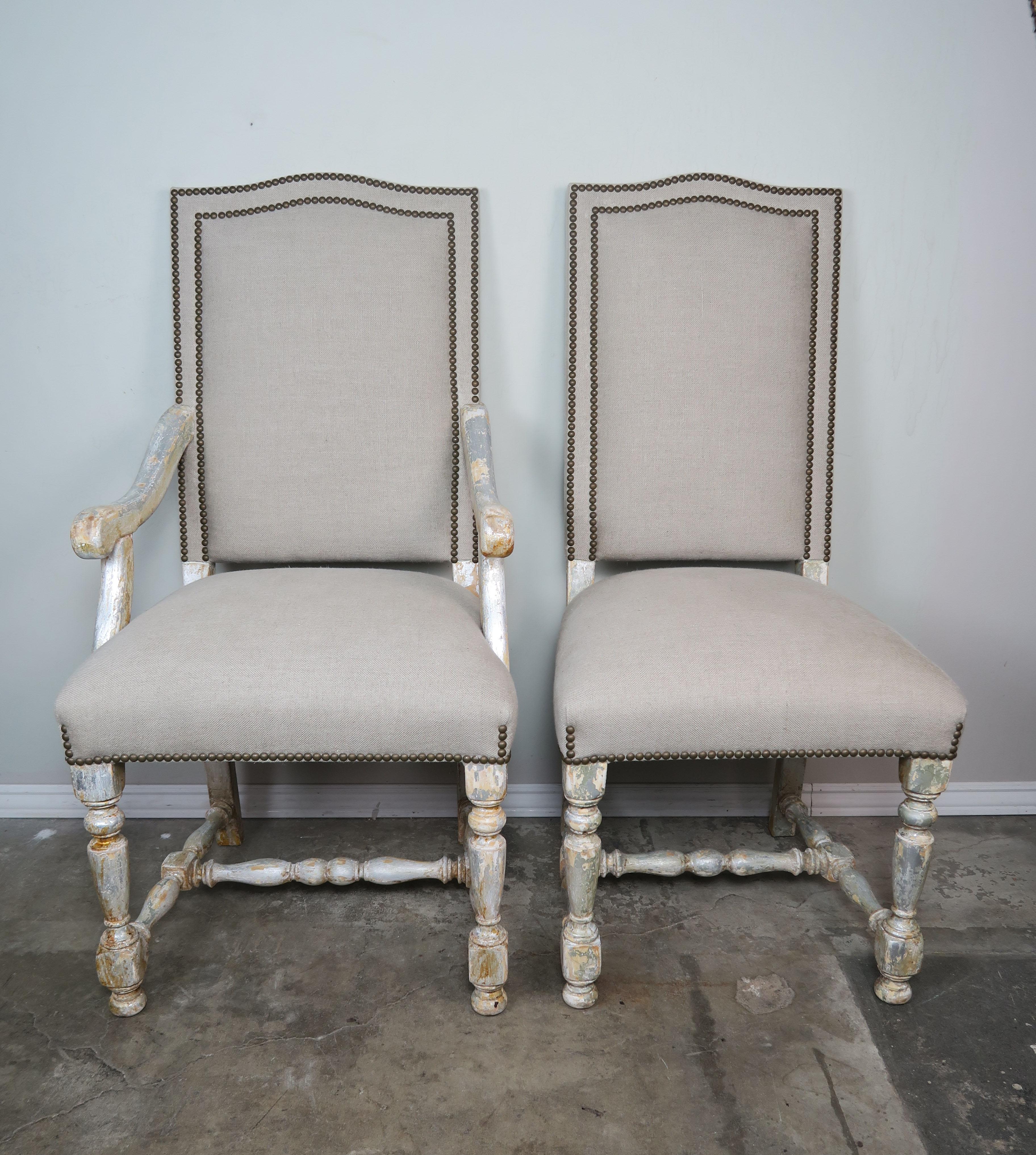 Hand-Painted Set of Eight Swedish Dining Chairs with Belgium Linen