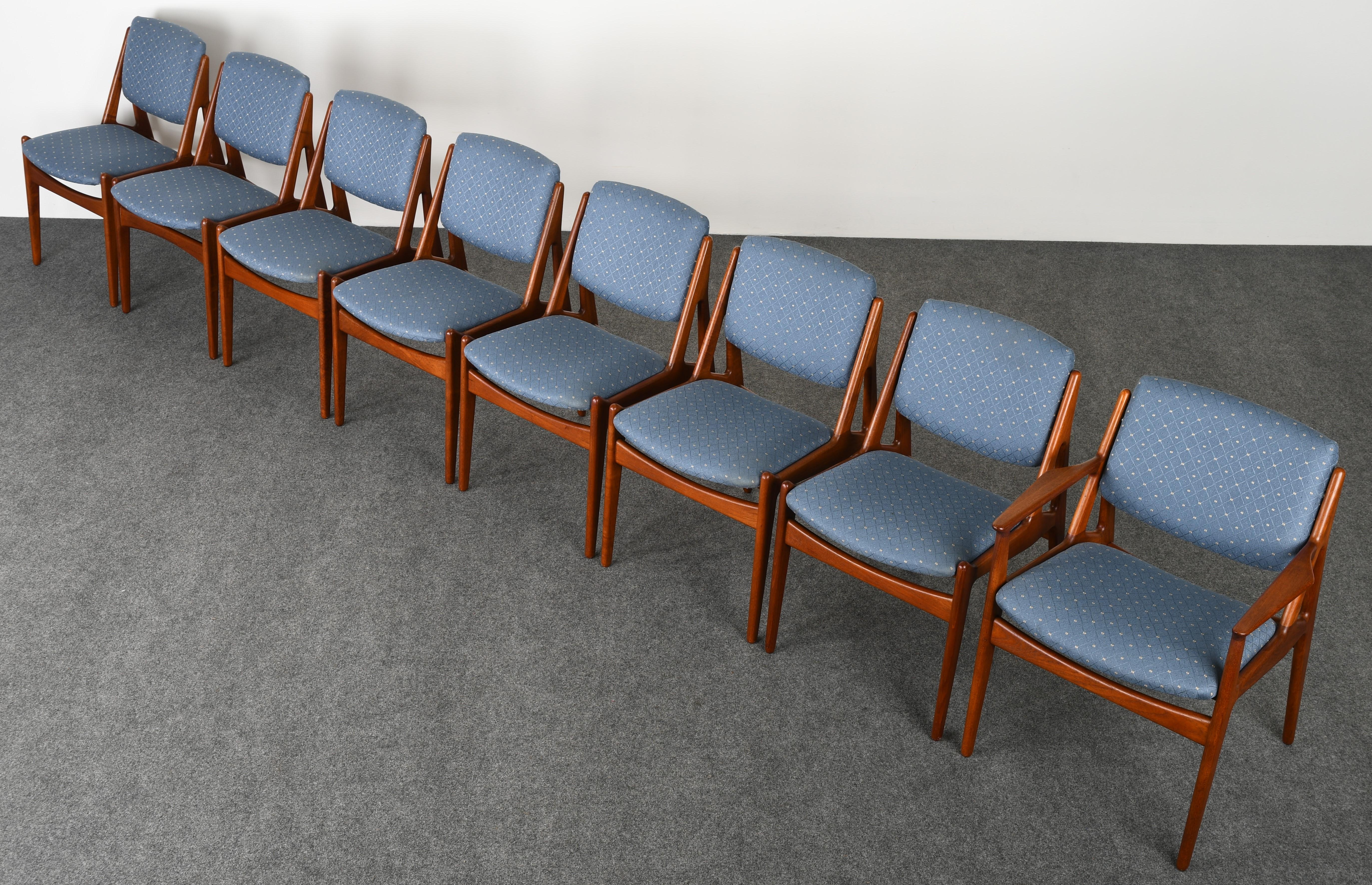 Scandinavian Modern Set of Eight Teak Arne Vodder Dining Chairs, 1960s