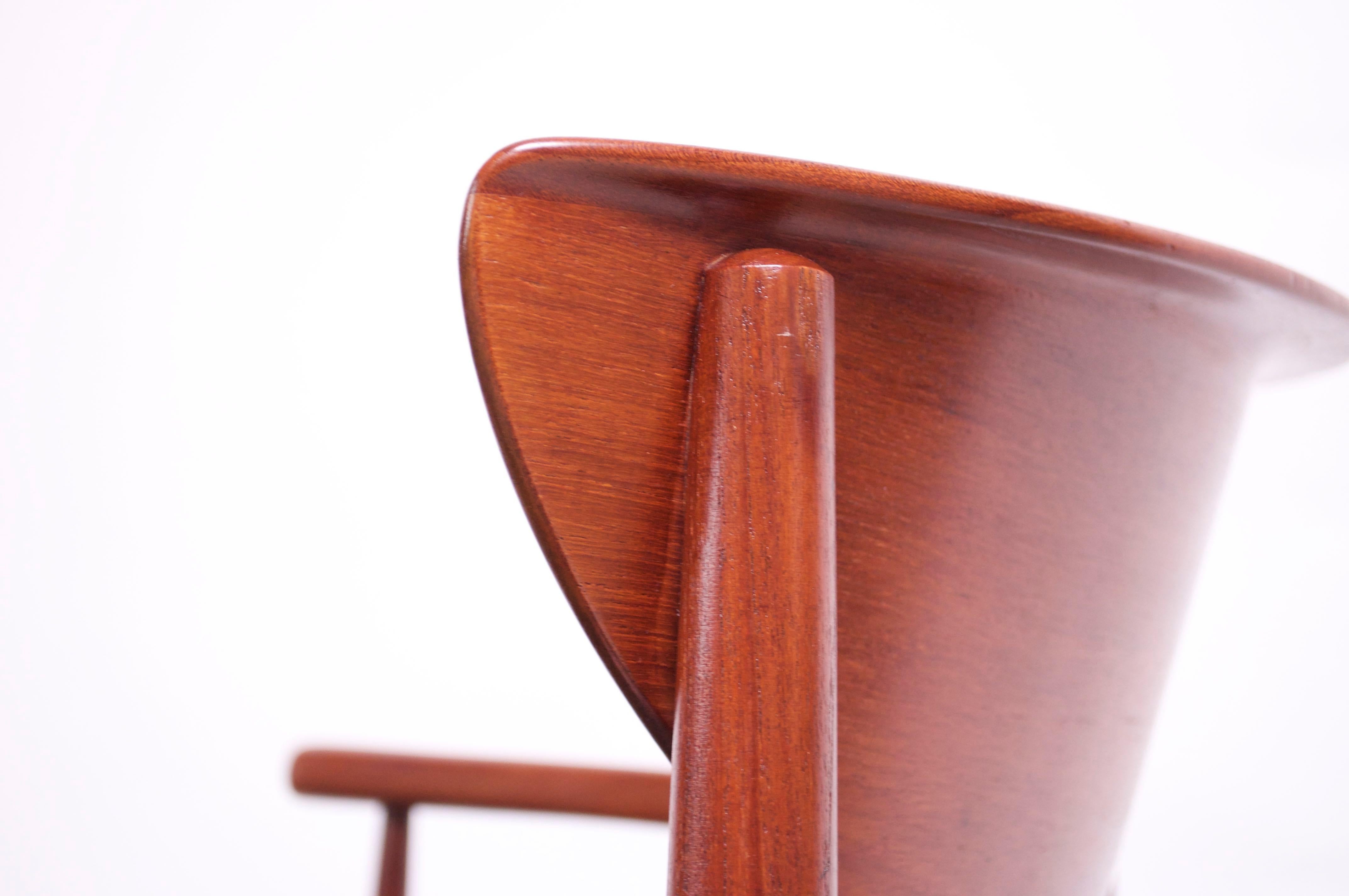 Set of Eight Teak Dining Chairs by Peter Hvidt and Orla Mølgaard Nielsen 7