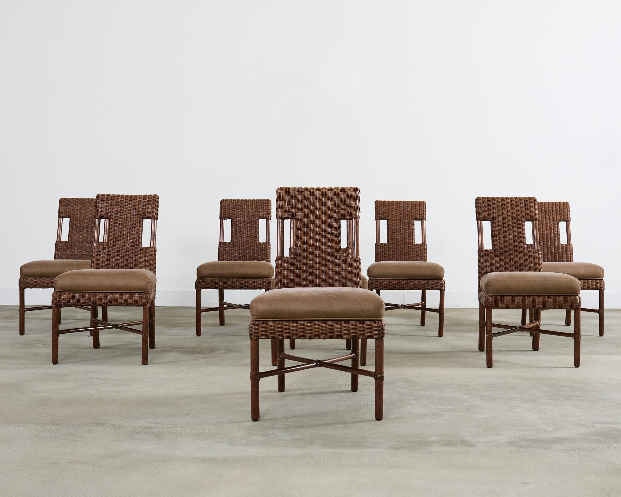Organico moderno Set di otto sedie da pranzo in rattan Thomas Pheasant per McGuire in vendita
